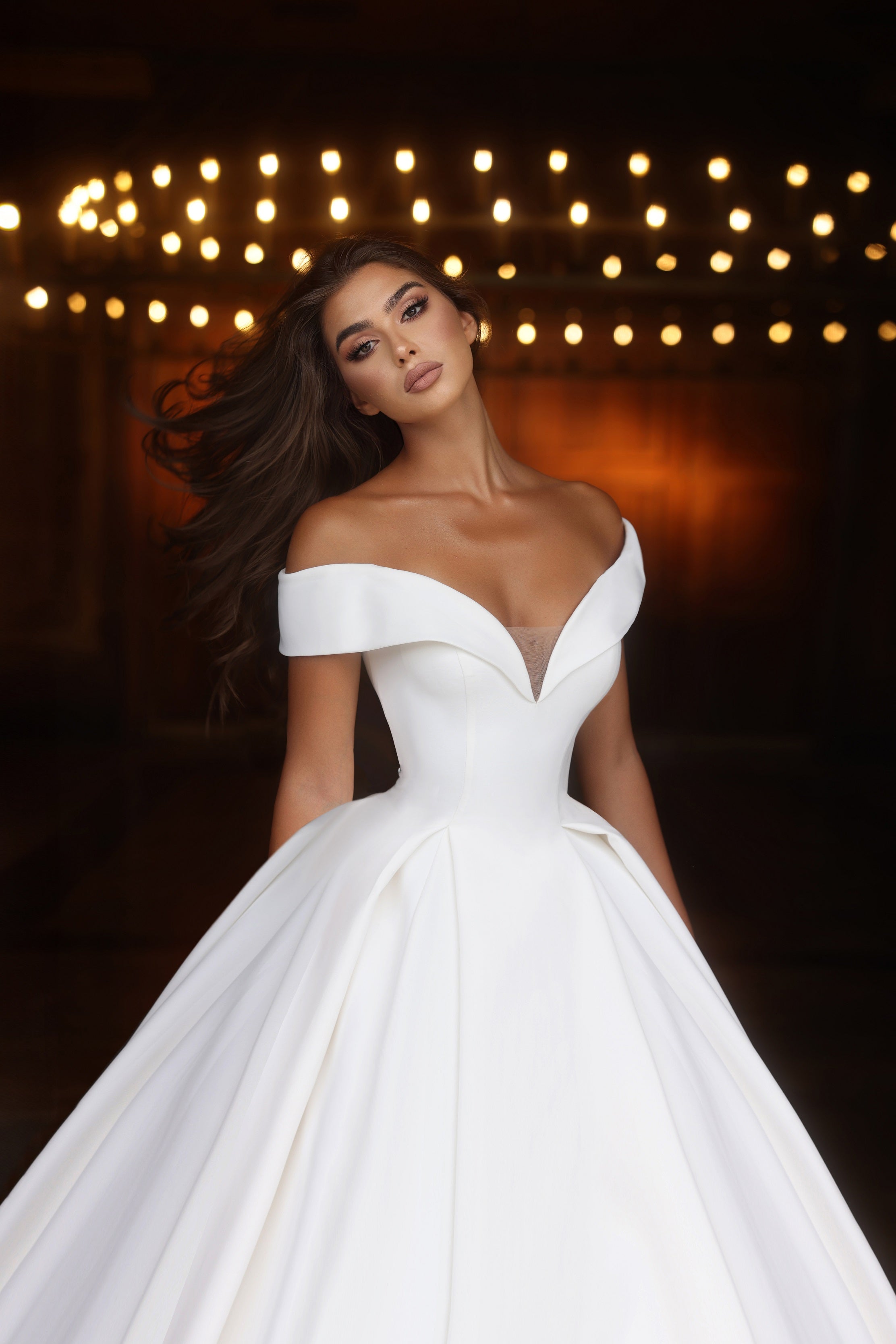 Robe de mariée Lady Di Bride 1108 – Princesse en crêpe élégante à épaules dénudées