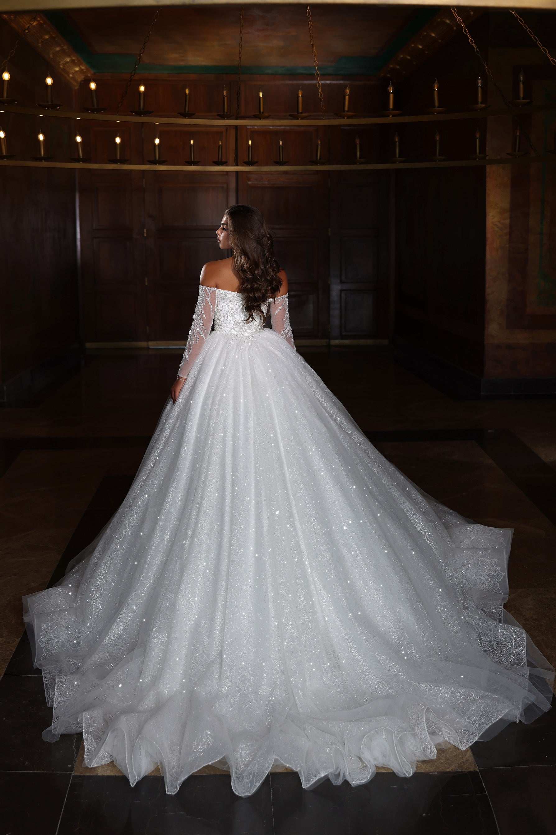 Robe de mariée Lady Di Bride 1122 – Princesse scintillante romantique à épaules dénudées