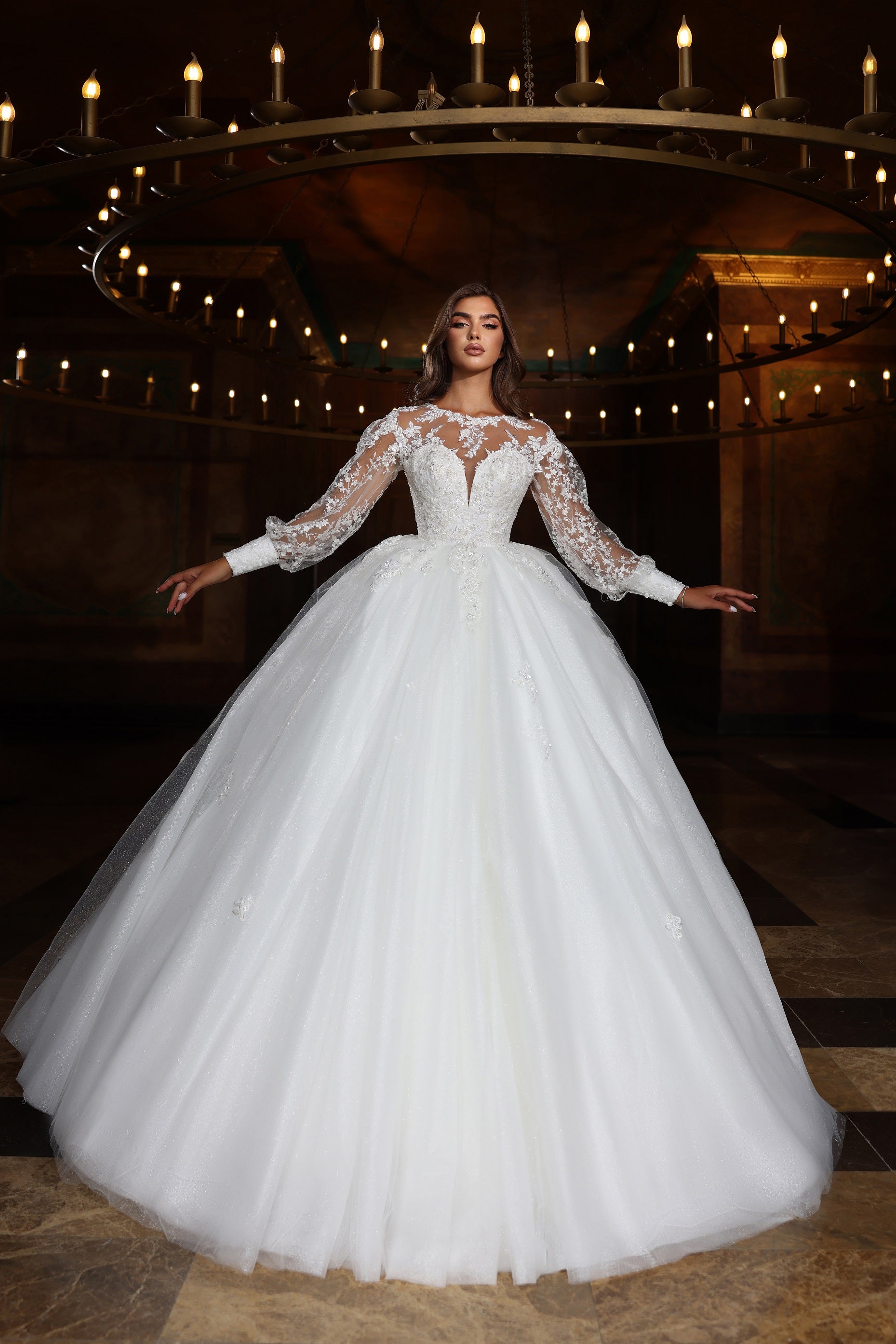 Robe de mariée Lady Di Bride 1121 – Princesse en dentelle avec manches longues ballons