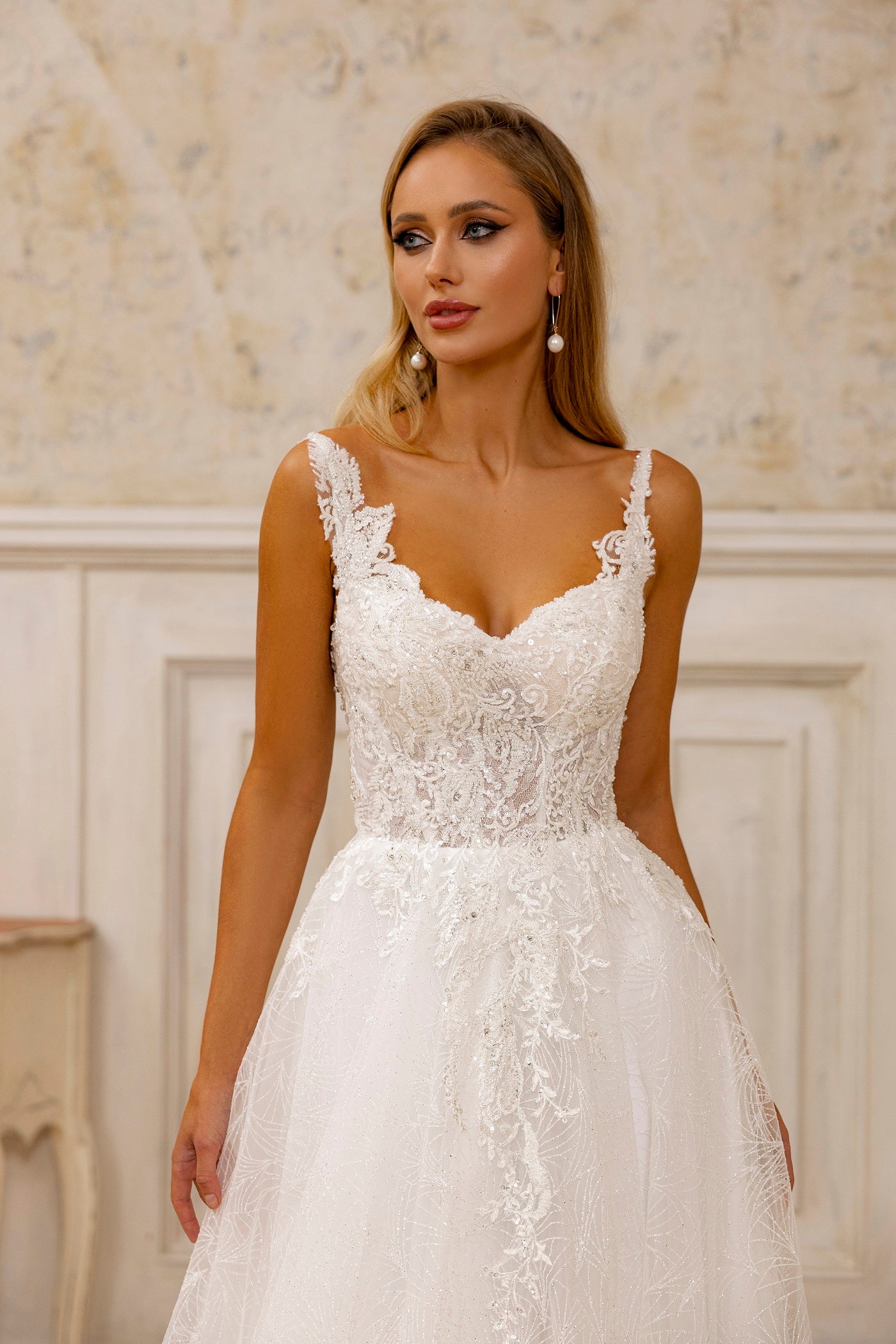 Robe de mariée Lady Di Bride 1214 – A-line en dentelle florale avec dos corset, bretelles
