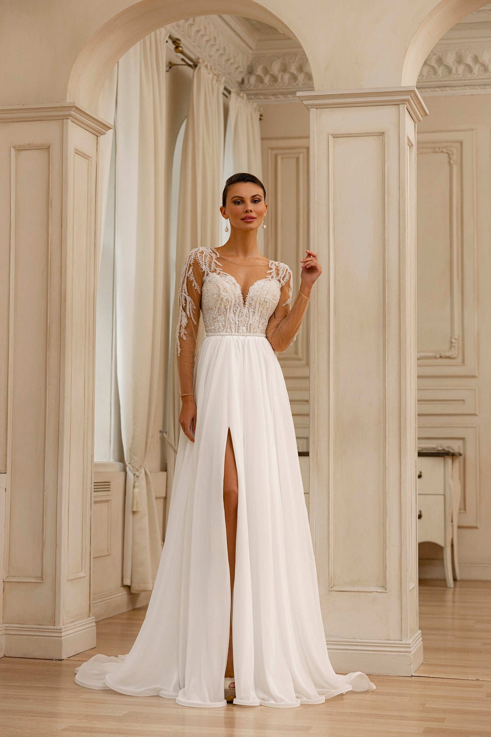 Robe de mariée Lady Di Bride 1232 – A-line mousseline dentelle et manches longues avec fente