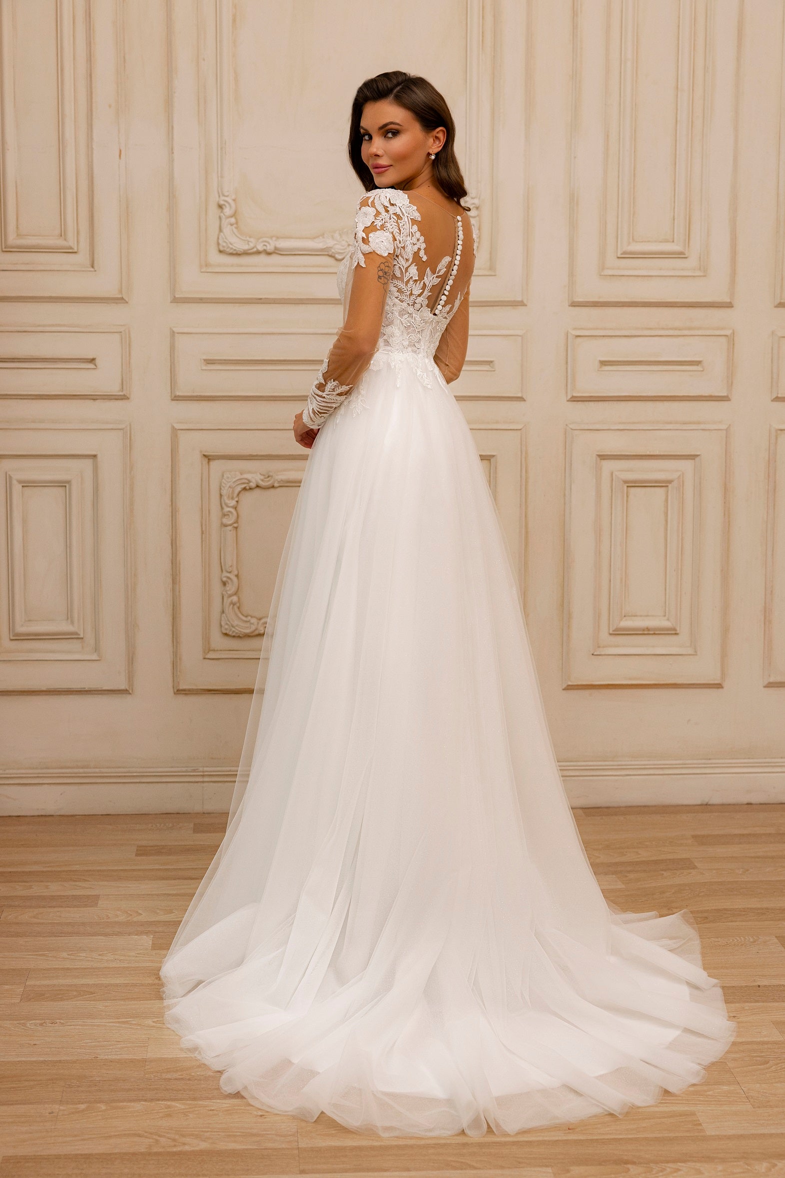 Robe de mariée Lady Di Bride 1240 – A-line élégante avec manches longues en dentelle