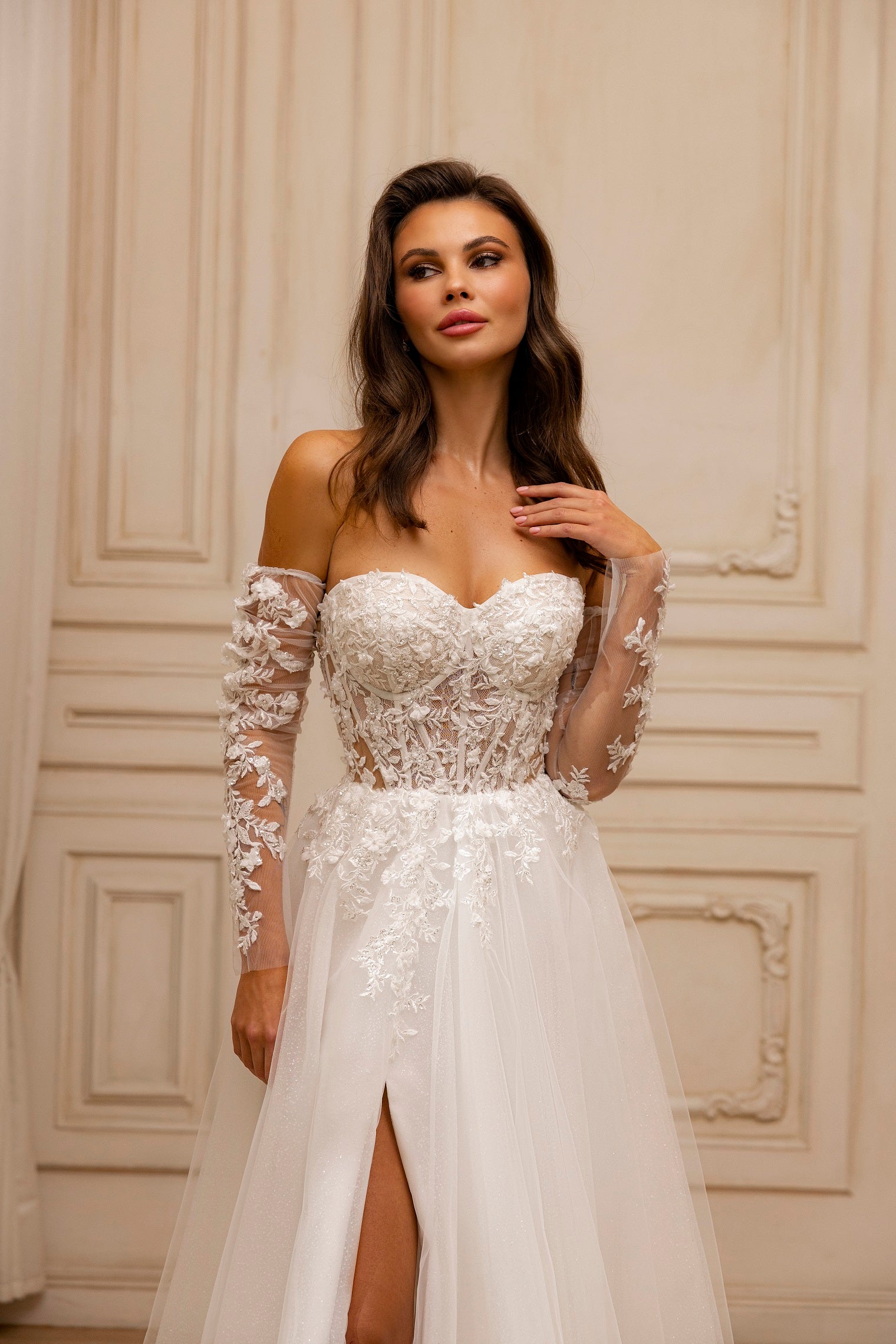 Robe de mariée Lady Di Bride 1241 – A-line romantique avec fente moderne dentelle tulle brillant