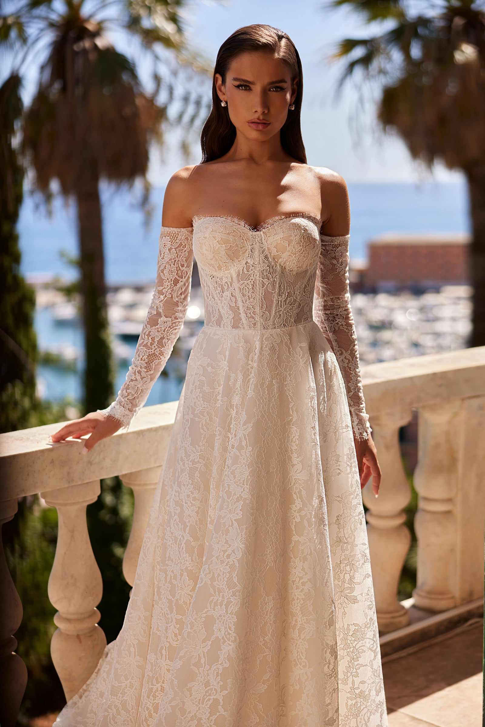 Robe de mariée Lady Di Bride 1410 – Élégance tout en dentelle bustier corset A-line