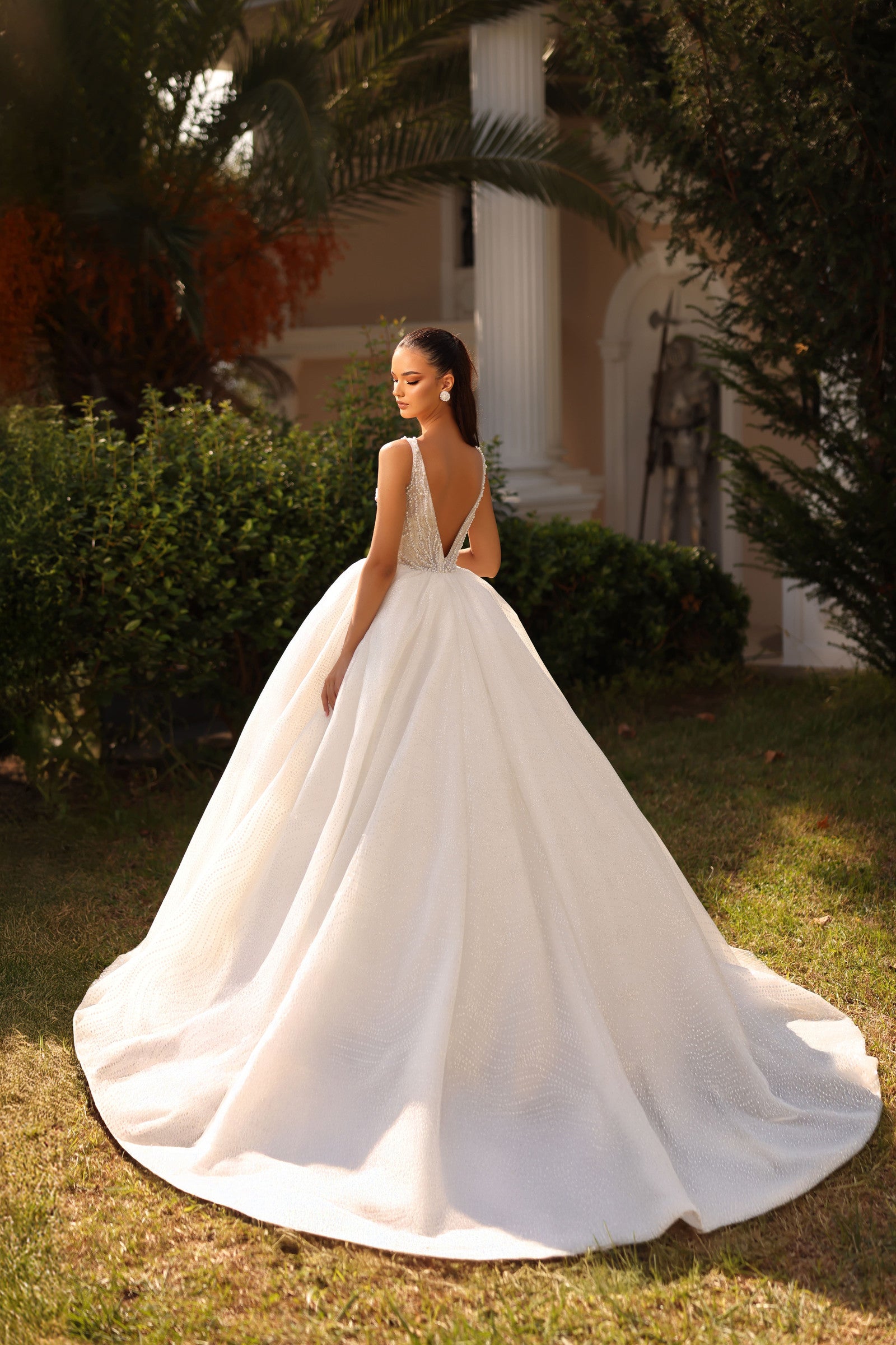 Robe de mariée Lady Di Bride 1514 – Princesse scintillante & décolleté profond