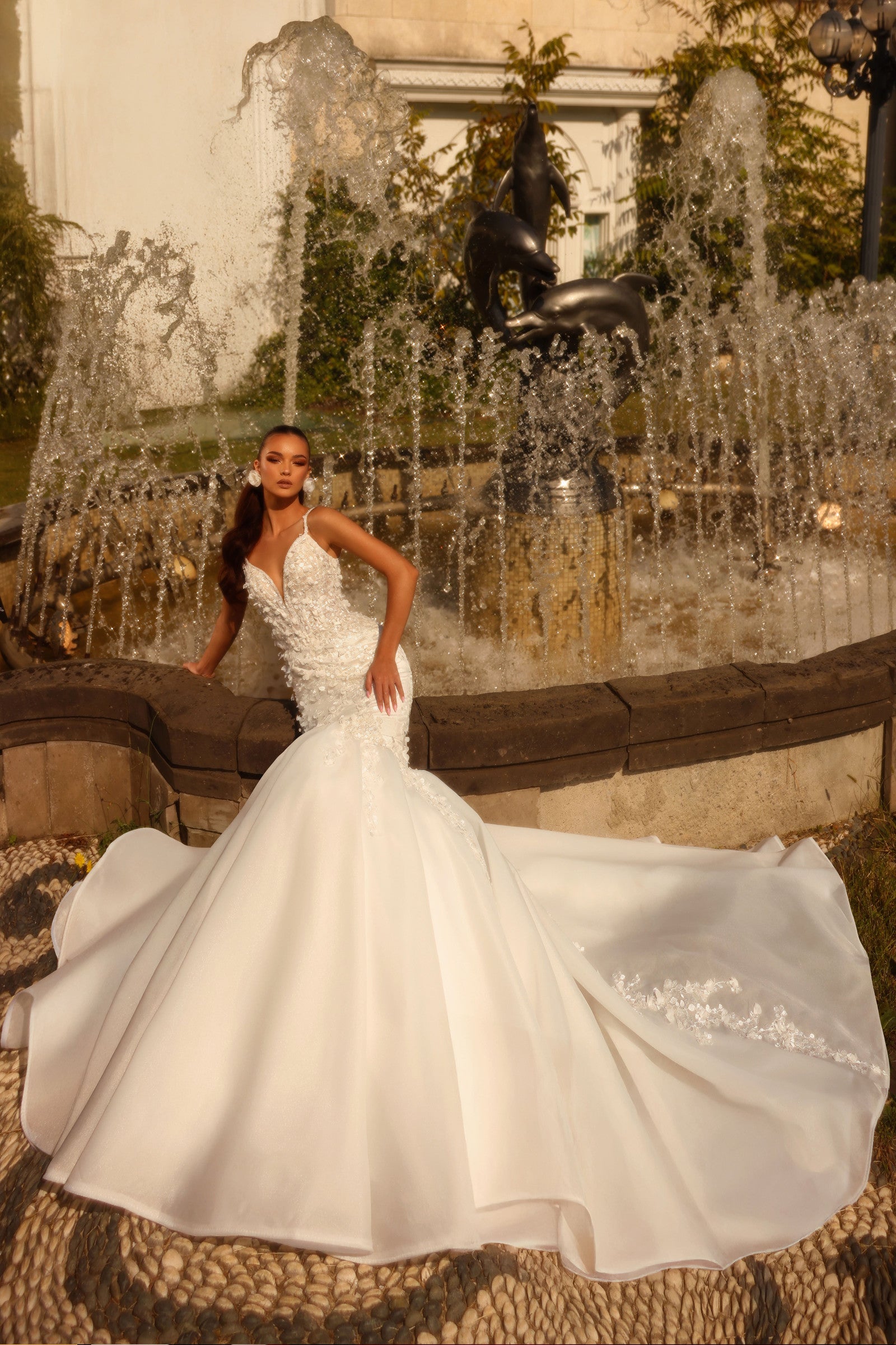 Robe de mariée Lady Di Bride 1520 – Sirène organza bustier illusion & dentelle à relief appliquée