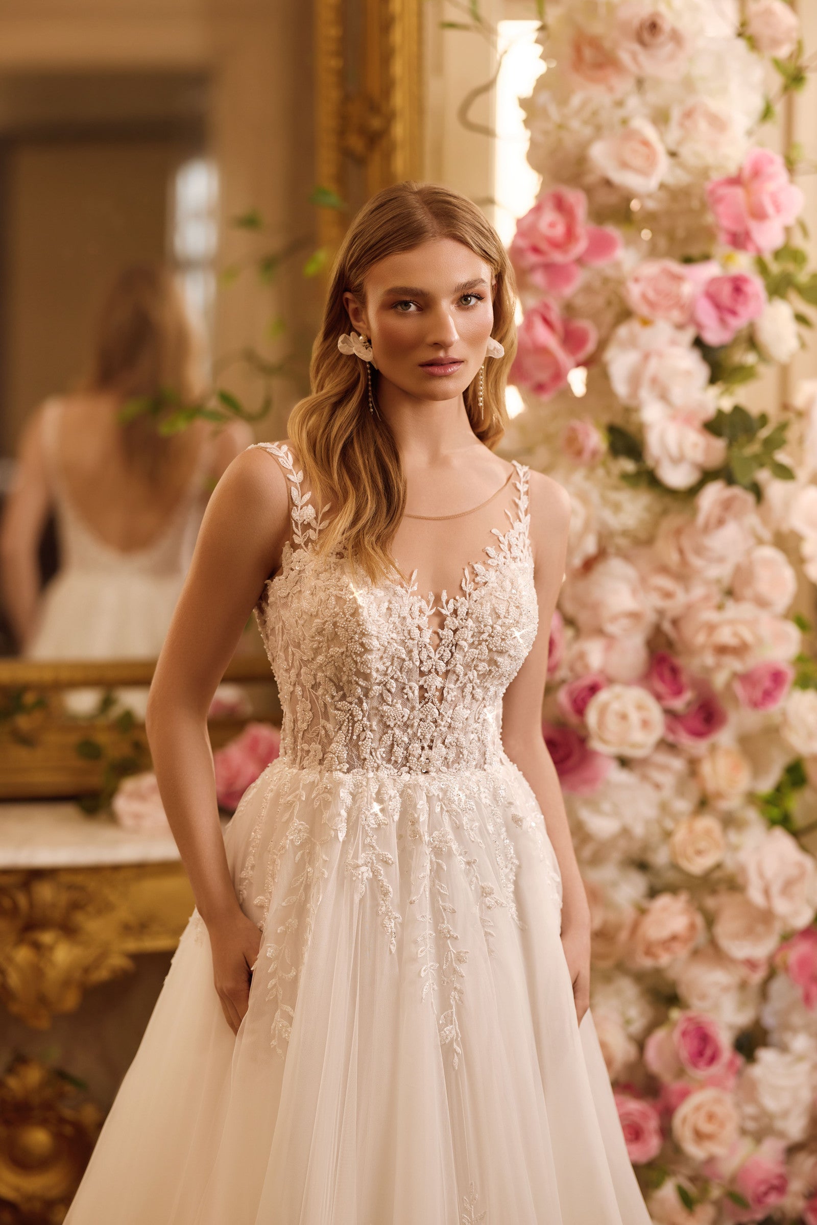 Robe de mariée Lady Di Bride 1622 – Corsage en dentelle et jupe fluide en tulle