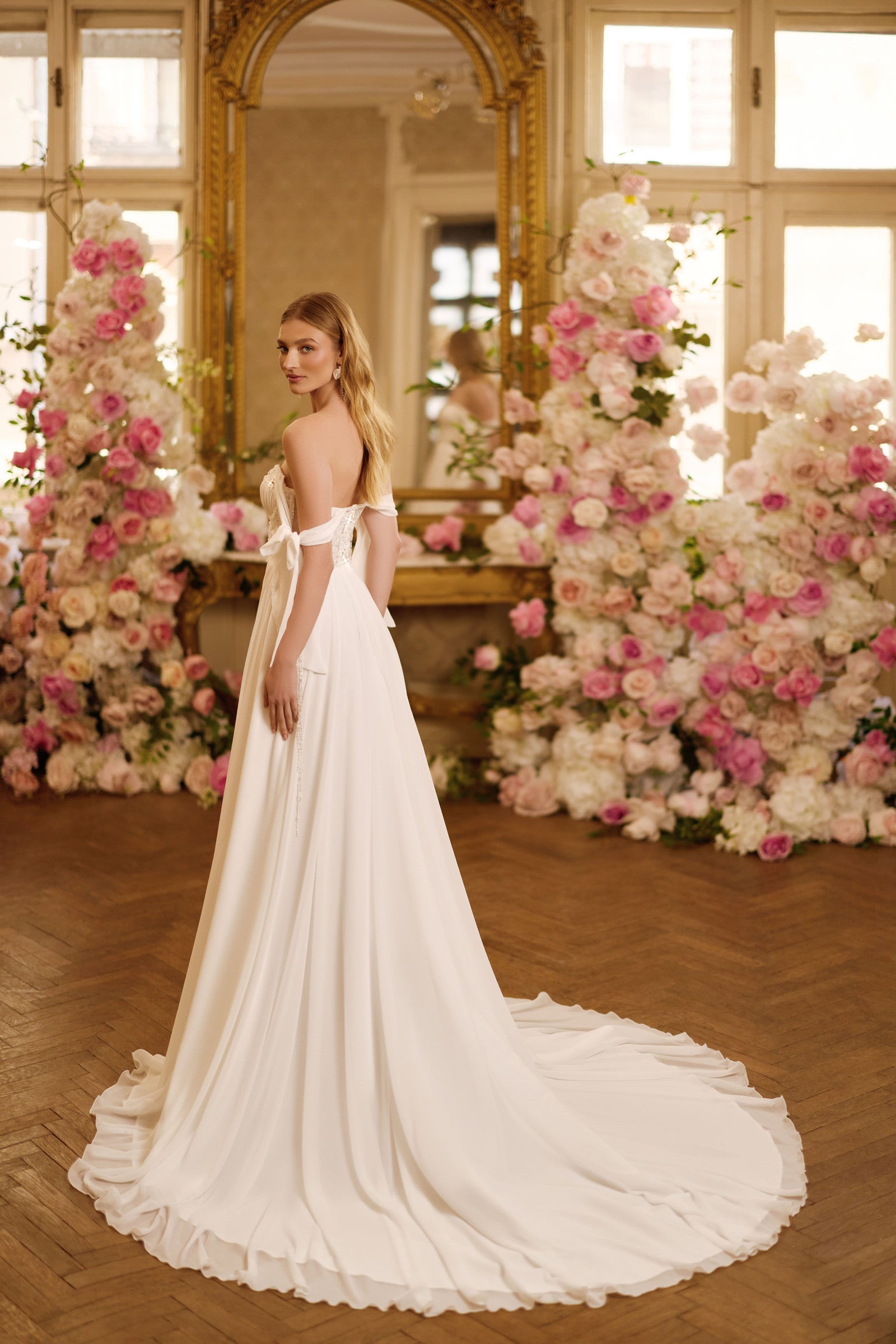 Robe de mariée Lady Di Bride 1627 – Corset transparent et jupe fluide en mousseline