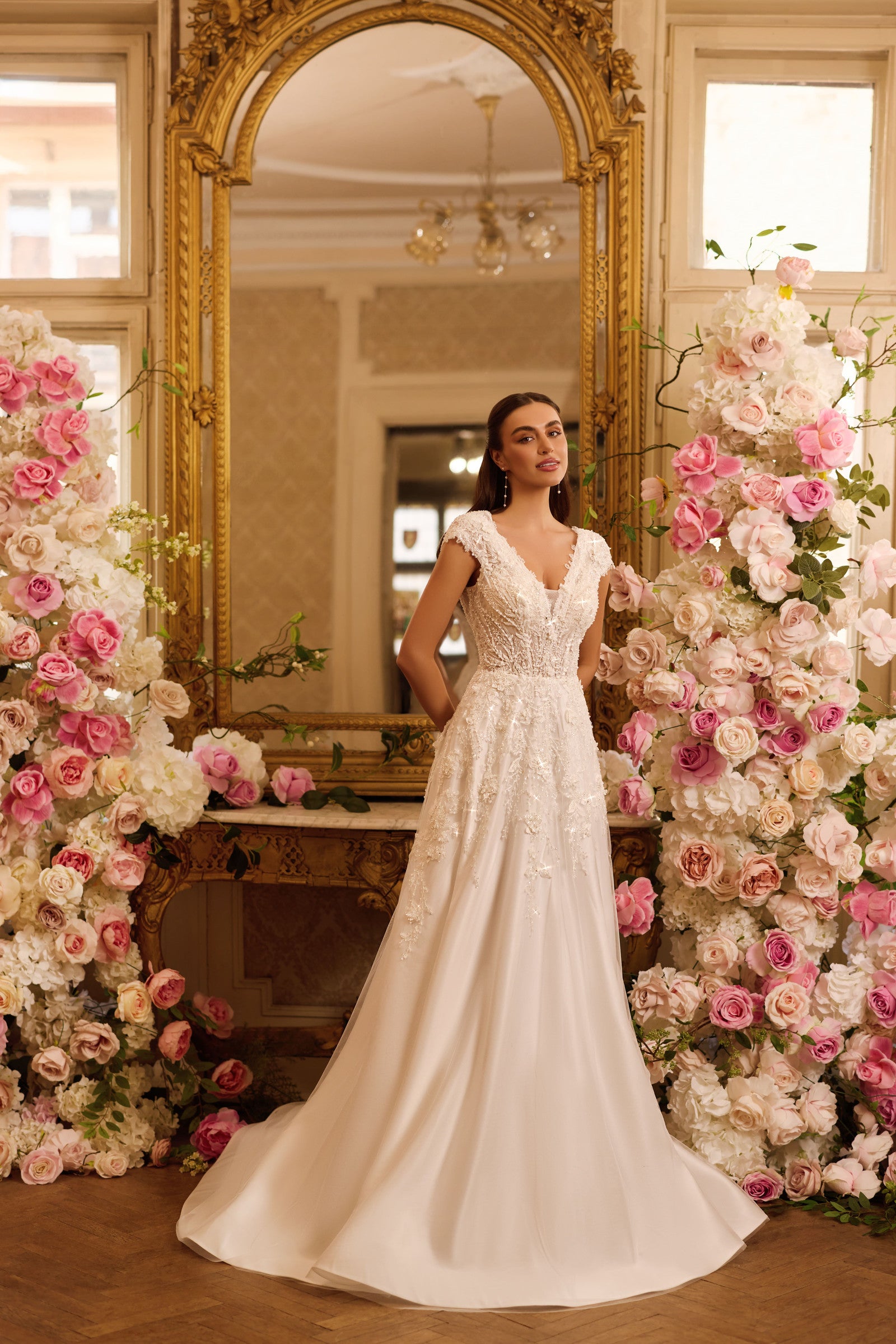 Robe de mariée Lady Di Bride 1629 – Corsage en dentelle et jupe fluide en satin