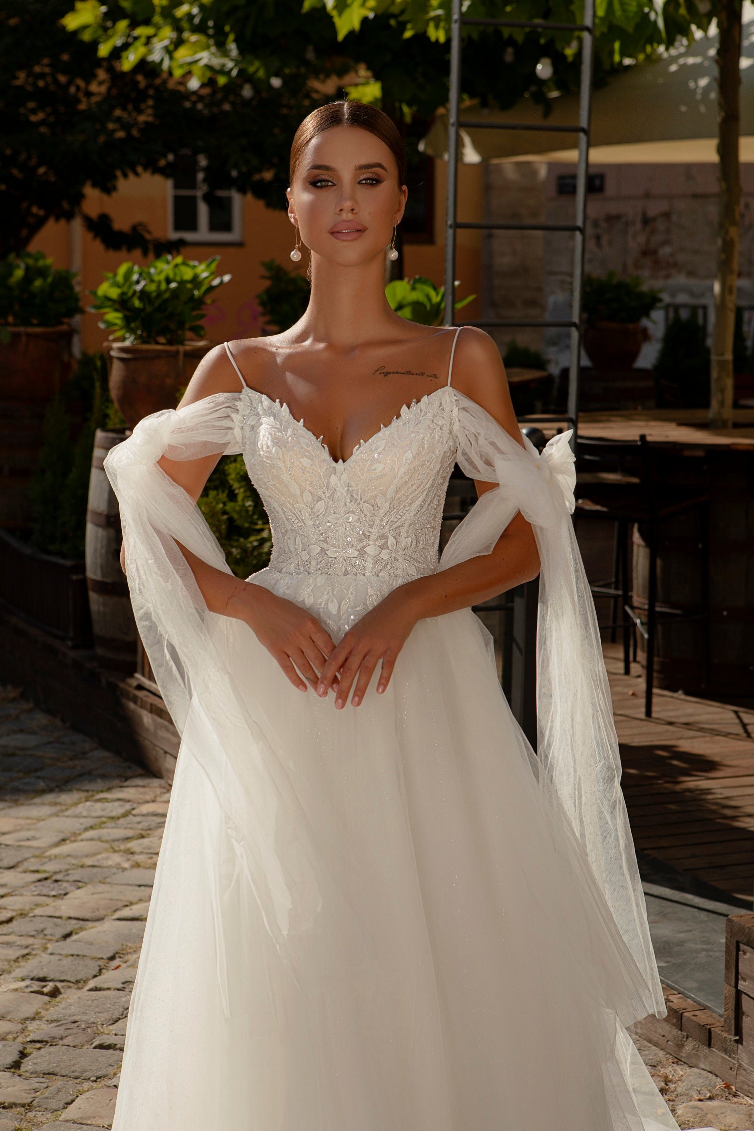 Robe de mariée Lady Di Bride 904 – robe A-line dentelle et jupe scintillante en tulle