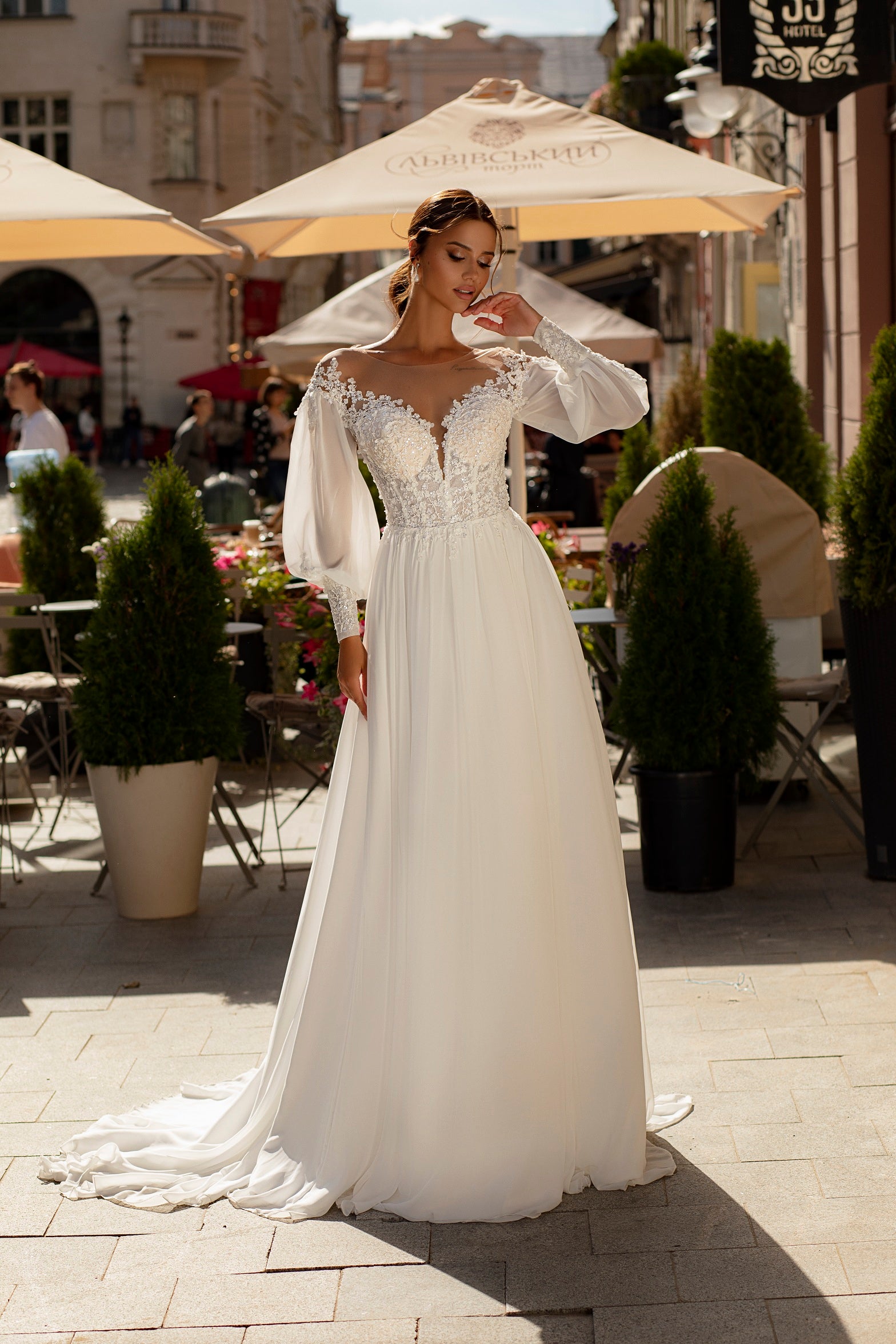 Robe de mariée Lady Di Bride 920 – Élégance bohème en mousseline et dentelle
