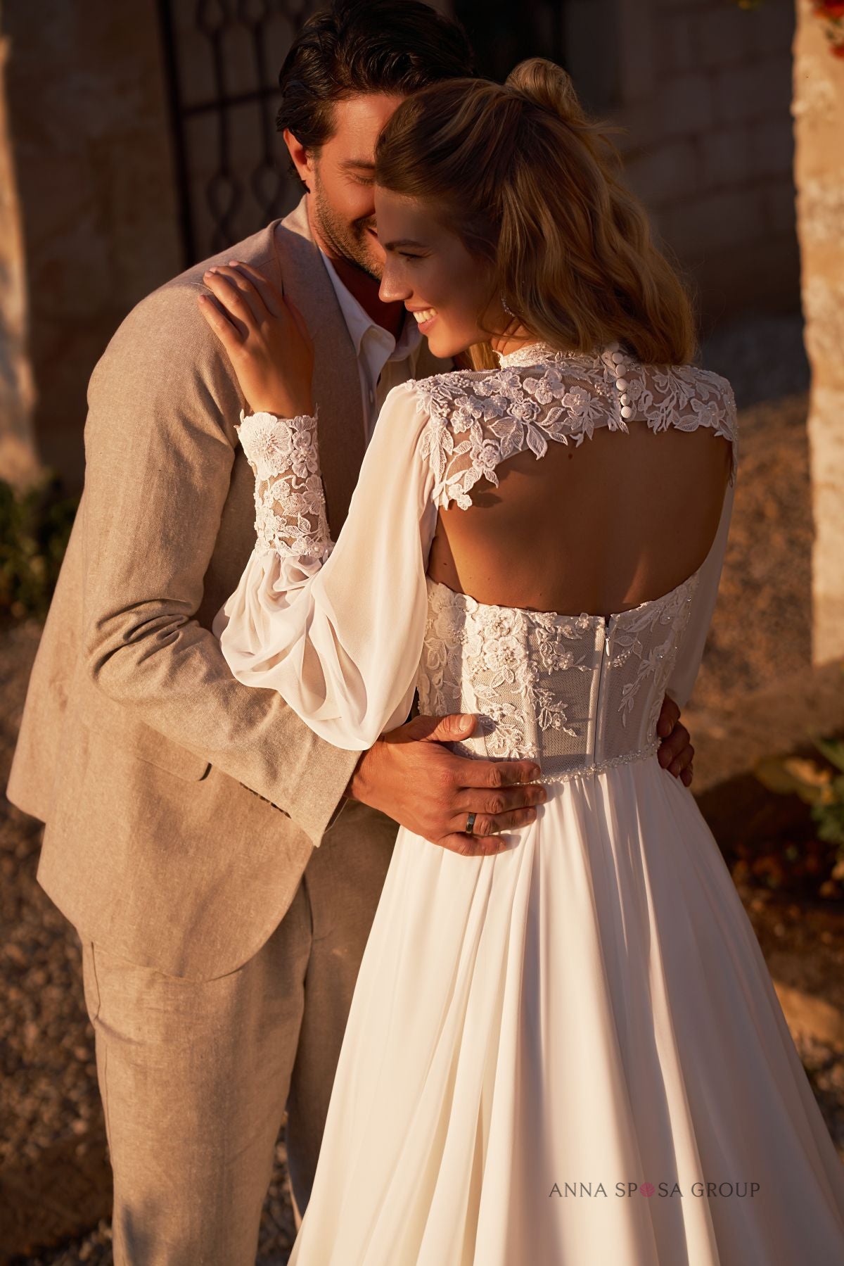 Robe de mariée Alonso – Mousseline avec dentelle florale & boléro amovible