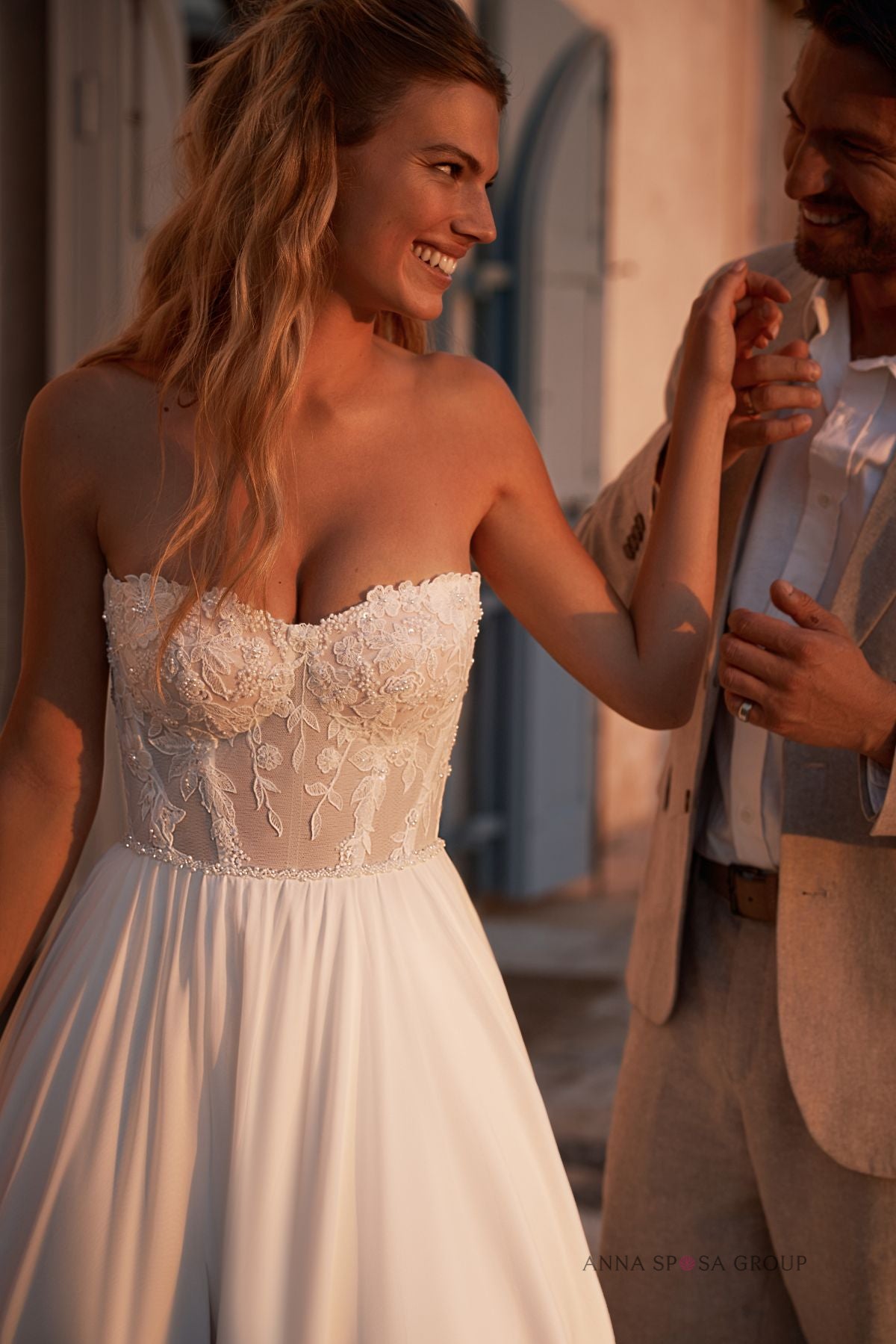 Robe de mariée Alonso – Mousseline avec dentelle florale & boléro amovible