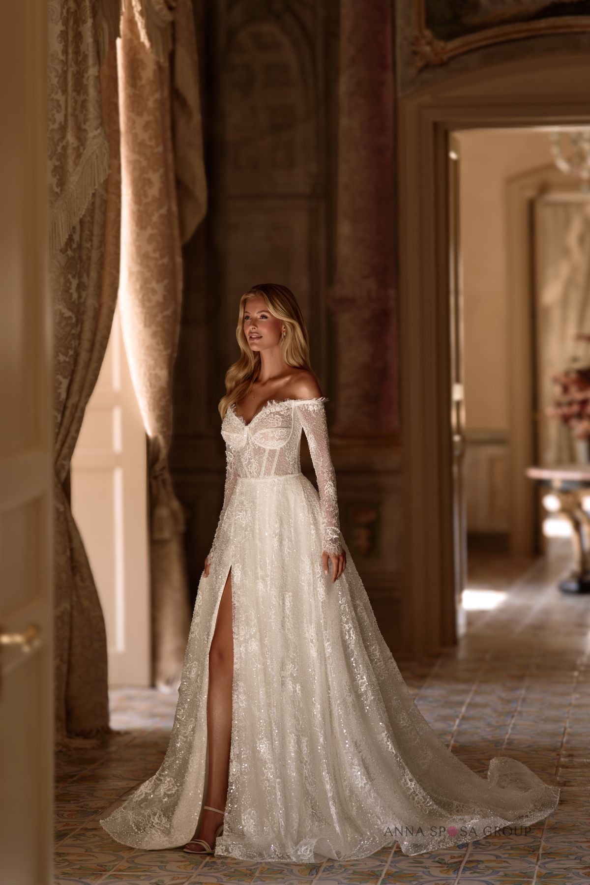 Robe de mariée Anna Sposa Anzoletta – A-line ivoire en dentelle scintillante avec manches longues
