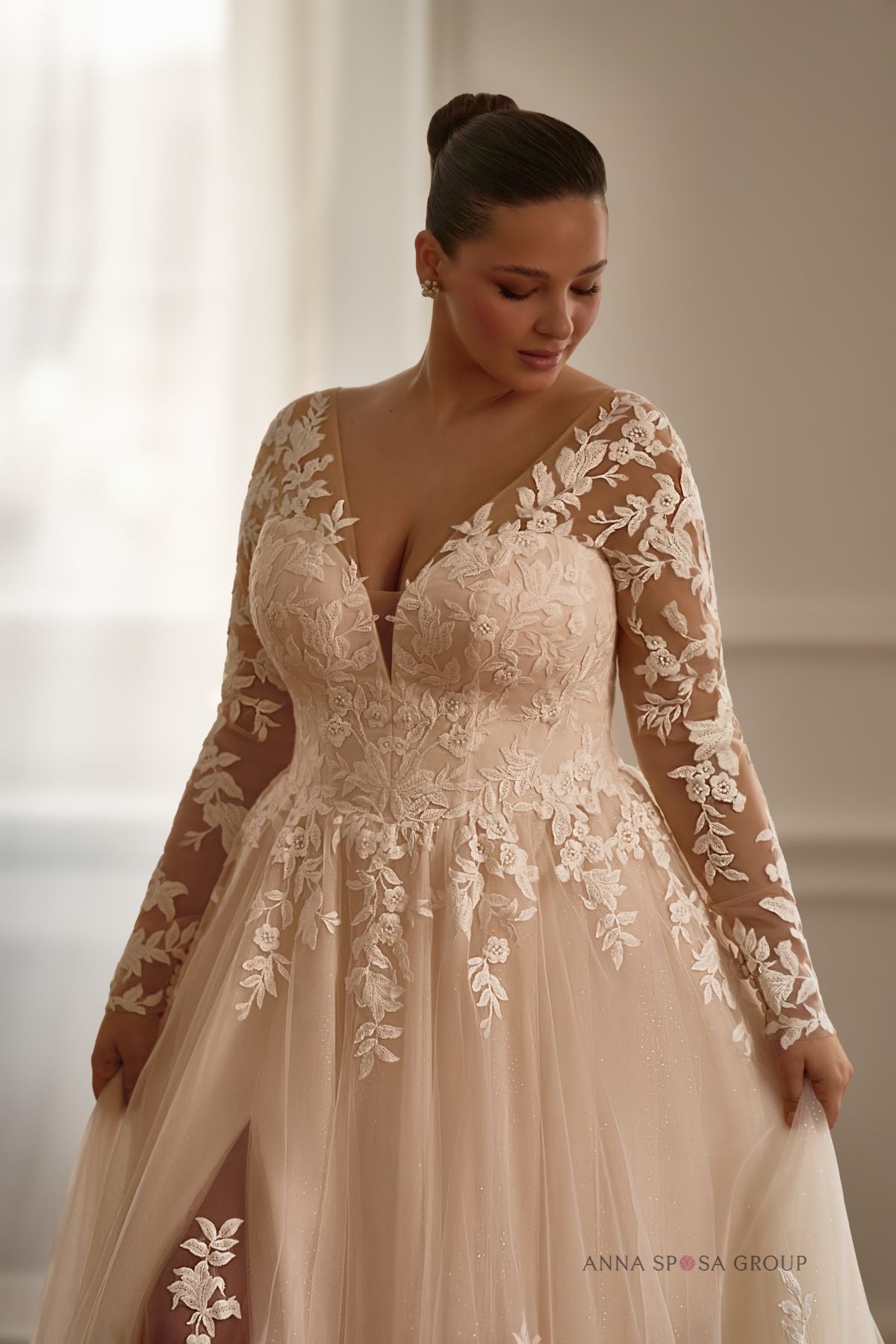 Robe de mariée Anna Sposa Astonia – Élégance florale en dentelle et tulle