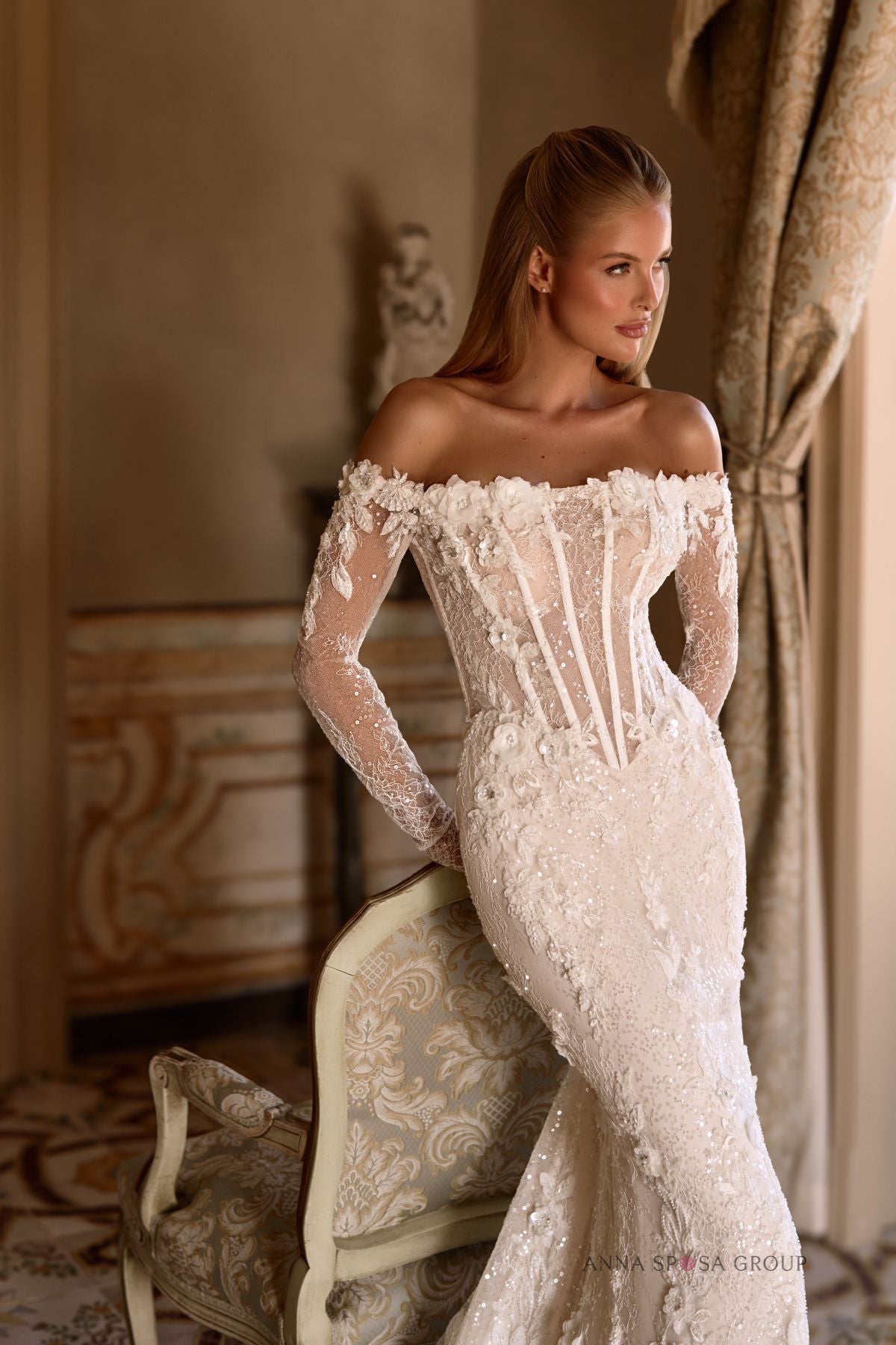 Anna Sposa Claufouti Brautkleid – Elfenbeinfarbenes Meerjungfrauenkleid aus floraler Spitze mit abnehmbarem Korsett