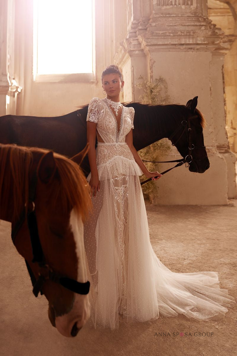 Robe de mariée Cordelia – Ligne A bohème en tulle plumetis et dentelle florale