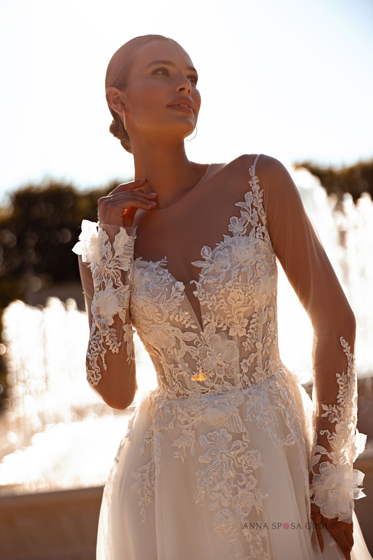 Robe de mariée Anna Sposa Elina – Ligne A ivoire en dentelle florale avec manches longues