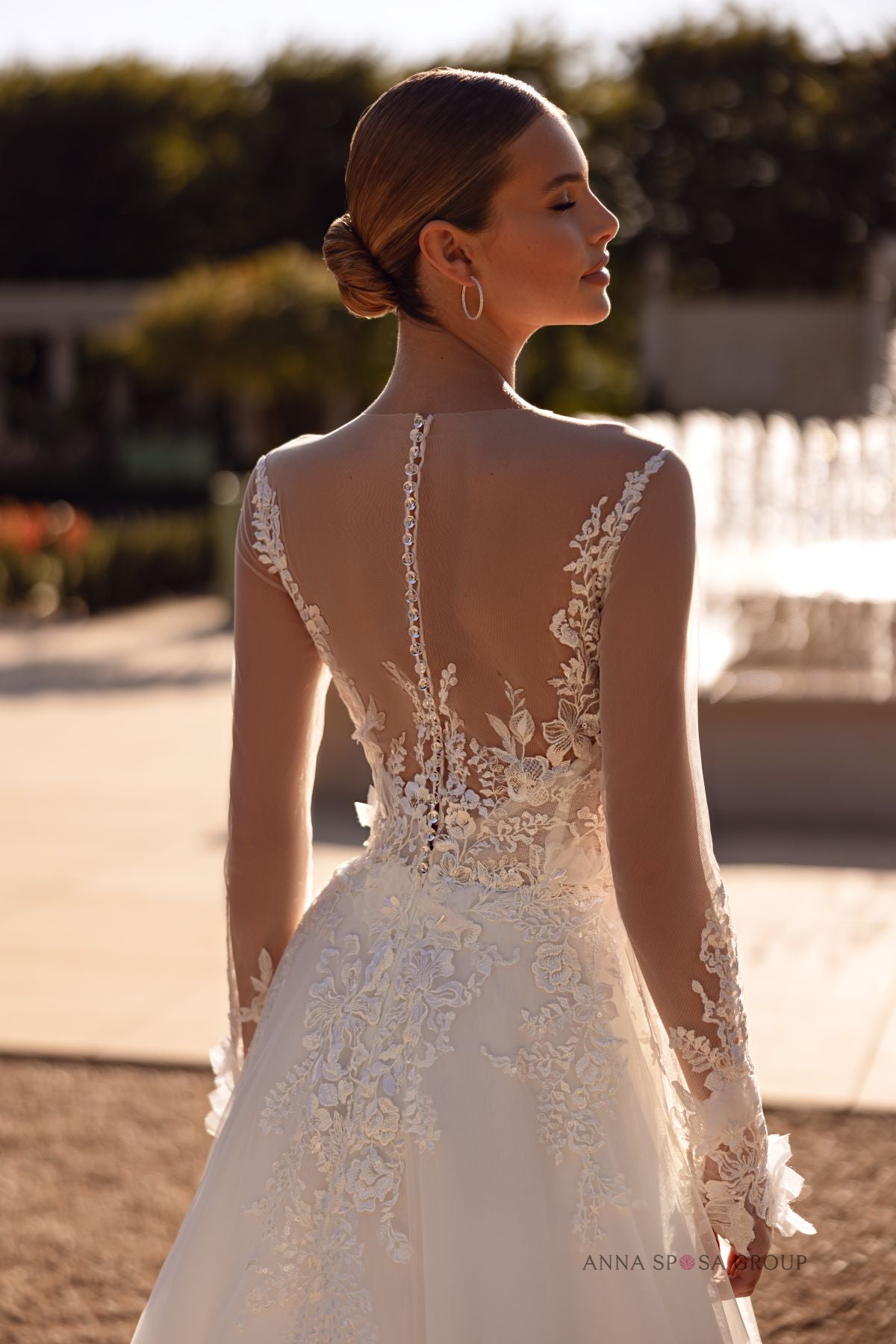 Robe de mariée Anna Sposa Elina – Ligne A ivoire en dentelle florale avec manches longues
