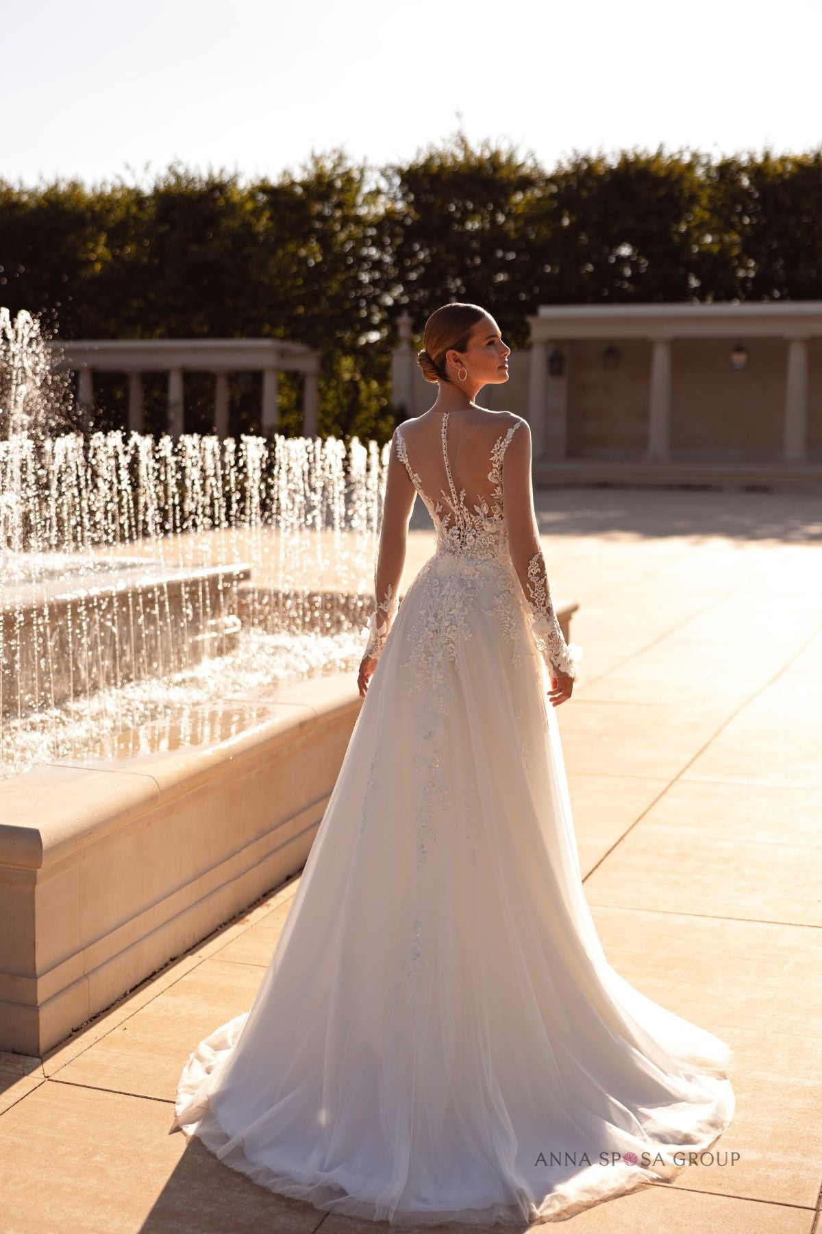 Robe de mariée Anna Sposa Elina – Ligne A ivoire en dentelle florale avec manches longues