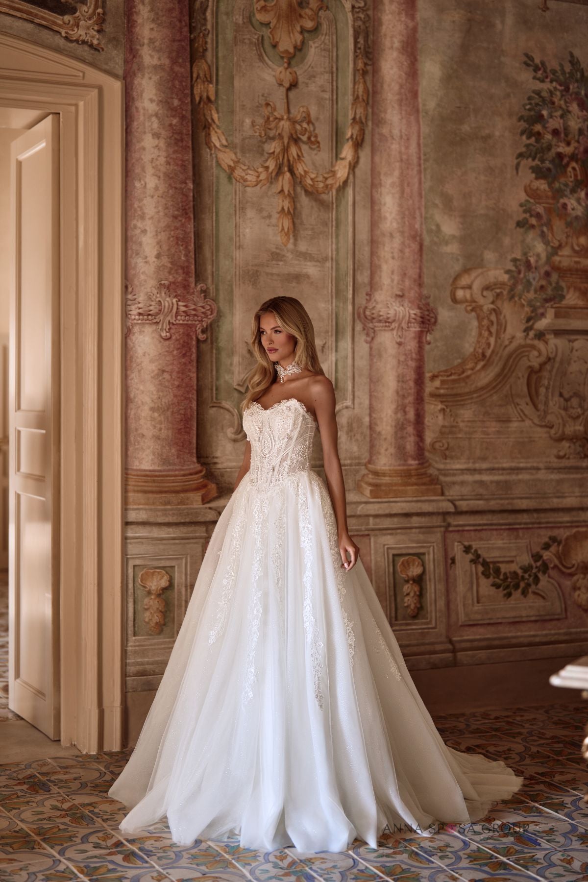 Robe de mariée Anna Sposa Karavella – A-line ivoire bustier en dentelle, tulle aerien