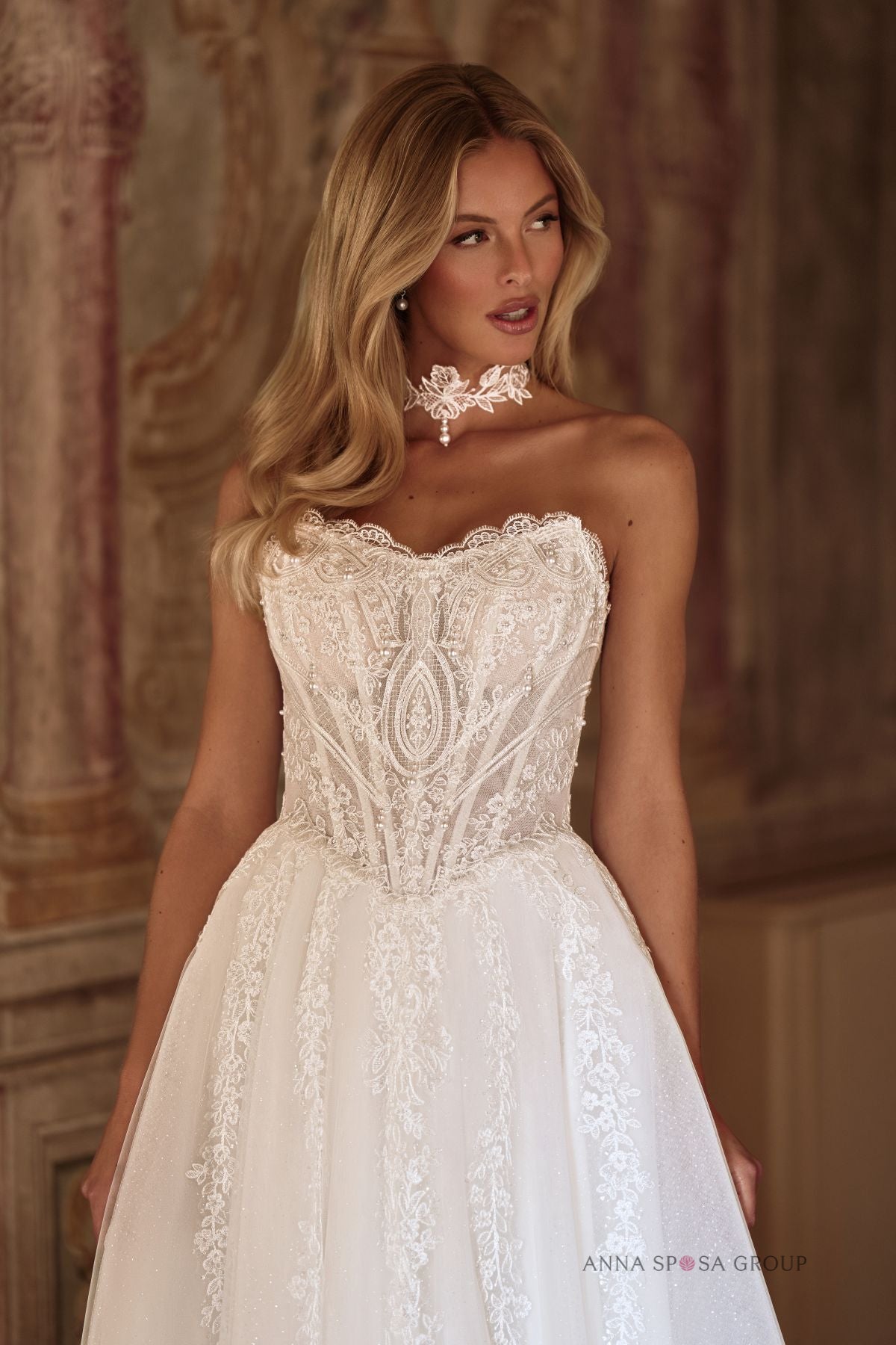 Robe de mariée Anna Sposa Karavella – A-line ivoire bustier en dentelle, tulle aerien