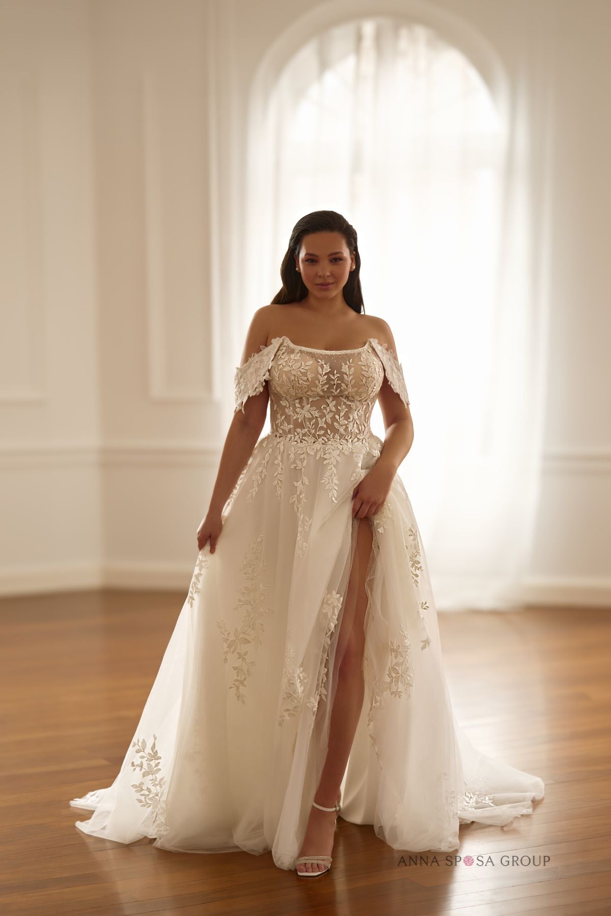 Robe de mariée Anna Sposa Murietta – Ligne A en dentelle florale perlée et tulle ivoire