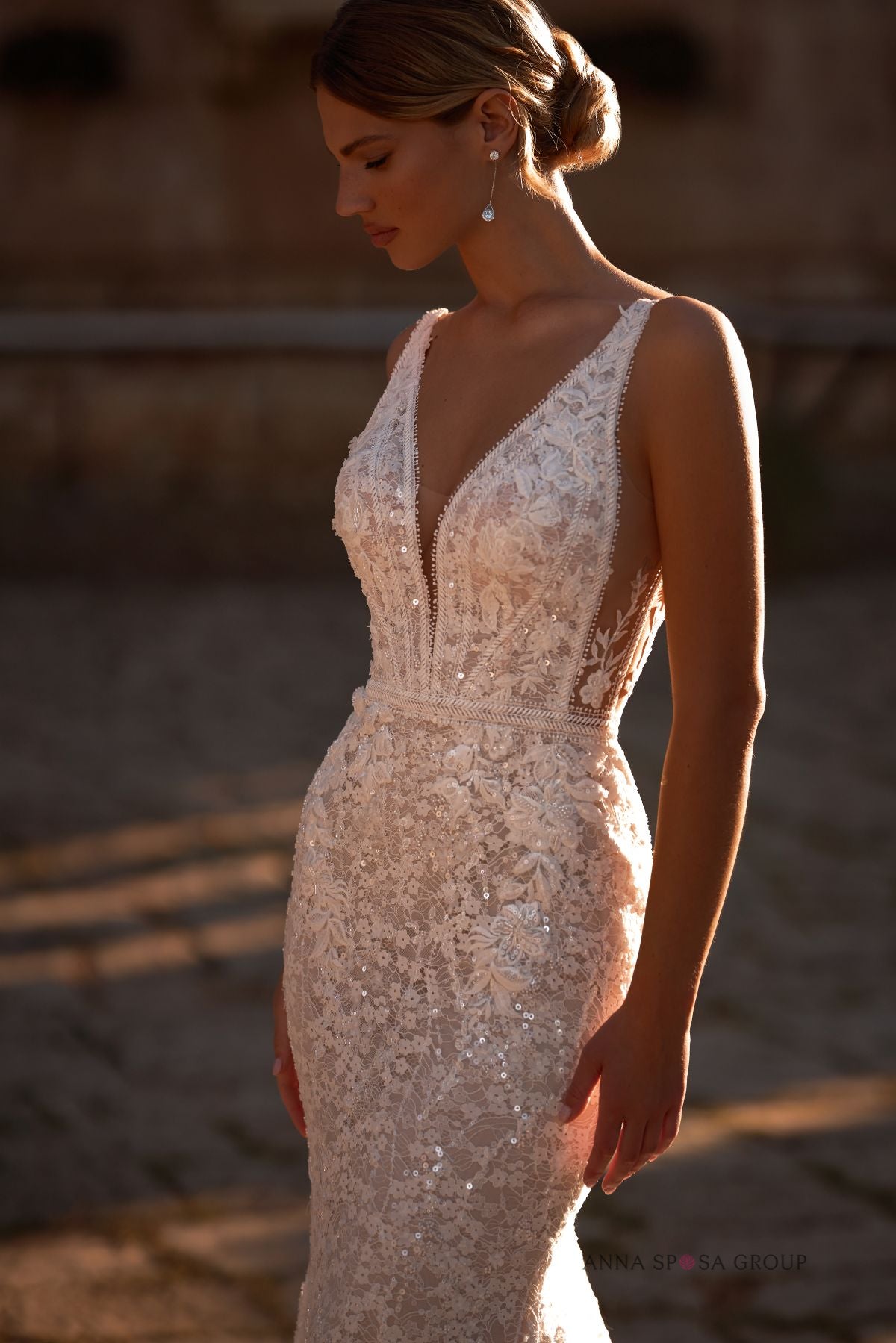 Robe de mariée Sappho – sirène en dentelle, fines bretelles et grand dos nu