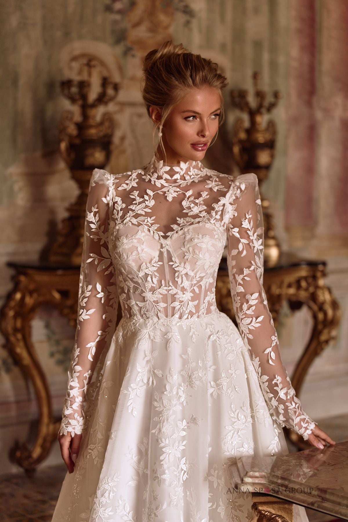 Robe de mariée Anna Sposa Singita – A-line ivoire en dentelle florale et manches longues