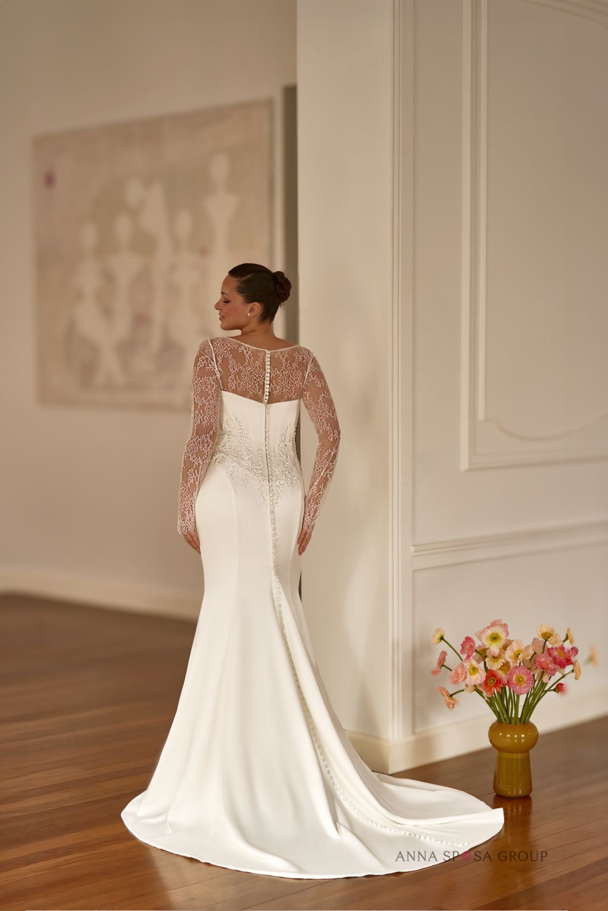 Anna Sposa Stomina Brautkleid – Meerjungfrauenschnitt aus elfenbeinfarbenem, schimmerndem Satin mit abnehmbarem Chantilly-Oberteil