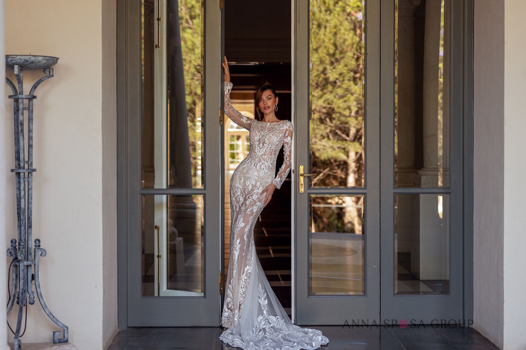 Anna Sposa Vilina Brautkleid – Nude Meerjungfrauenstil aus transparentem Tüll, bestickt mit Spitze und Pailletten