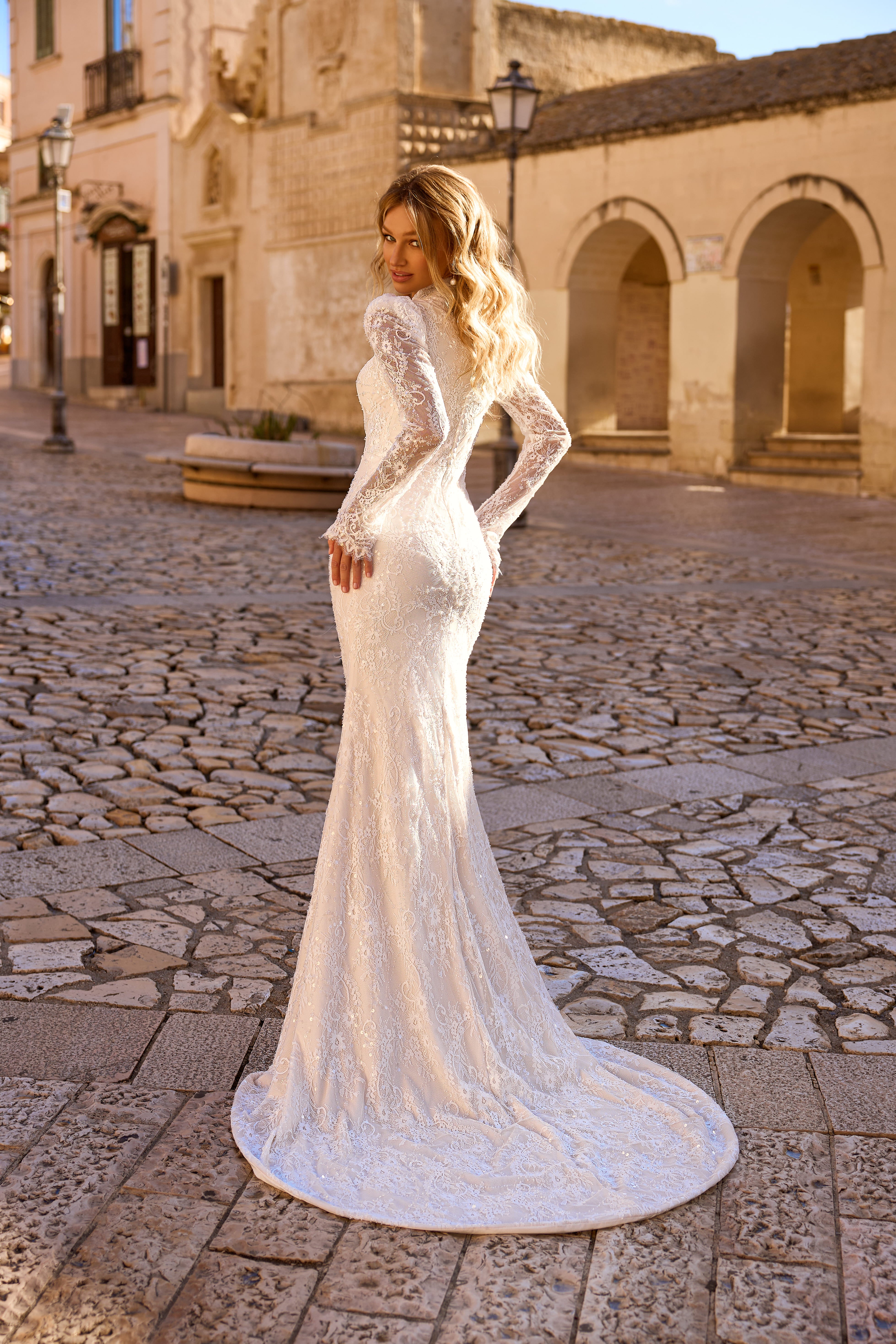 Hochzeitskleid 1752 – 2-in-1-Kleid mit abnehmbarem Korsett und Überrock