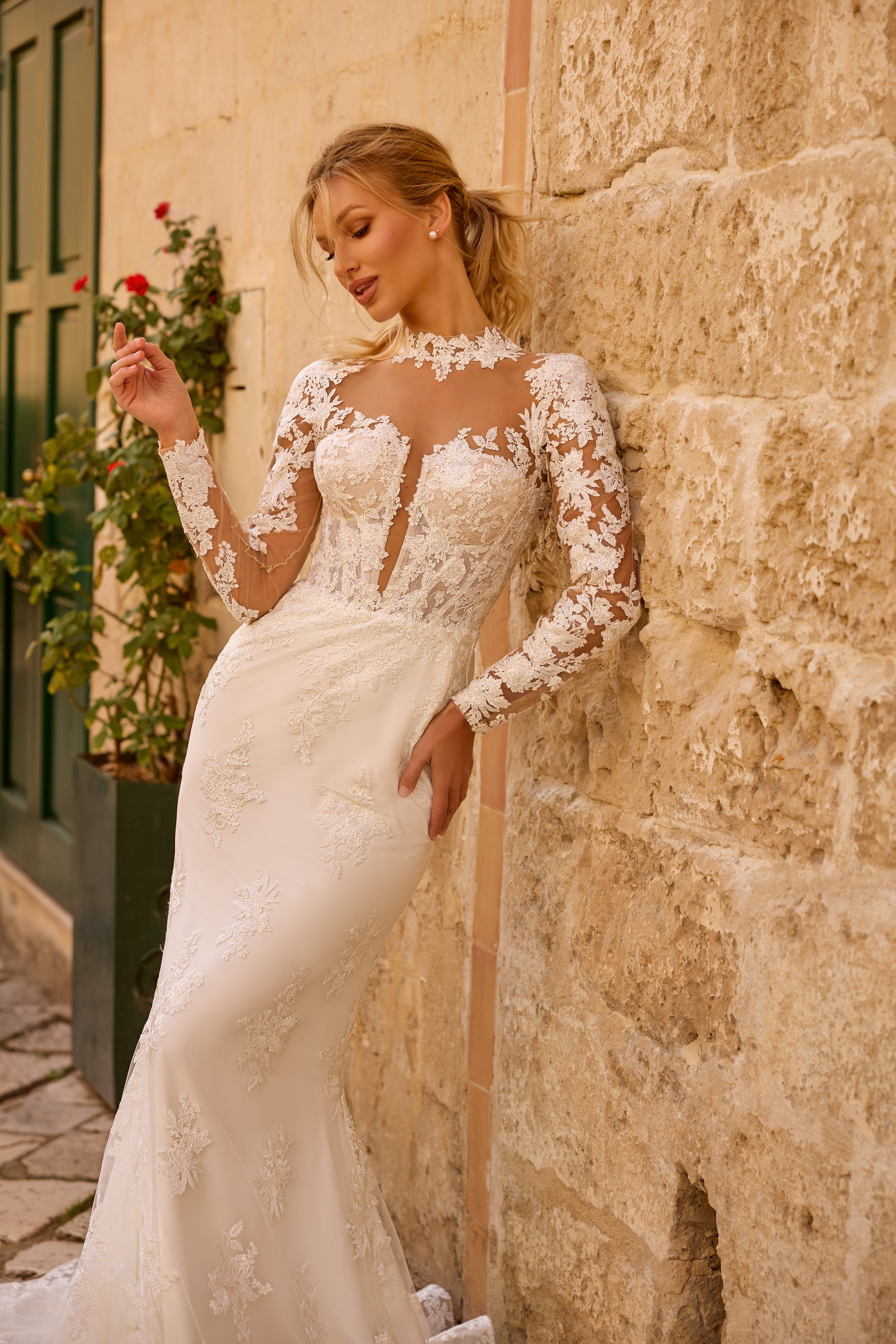Robe de mariée 1766 – Robe sirène en dentelle à manches longues