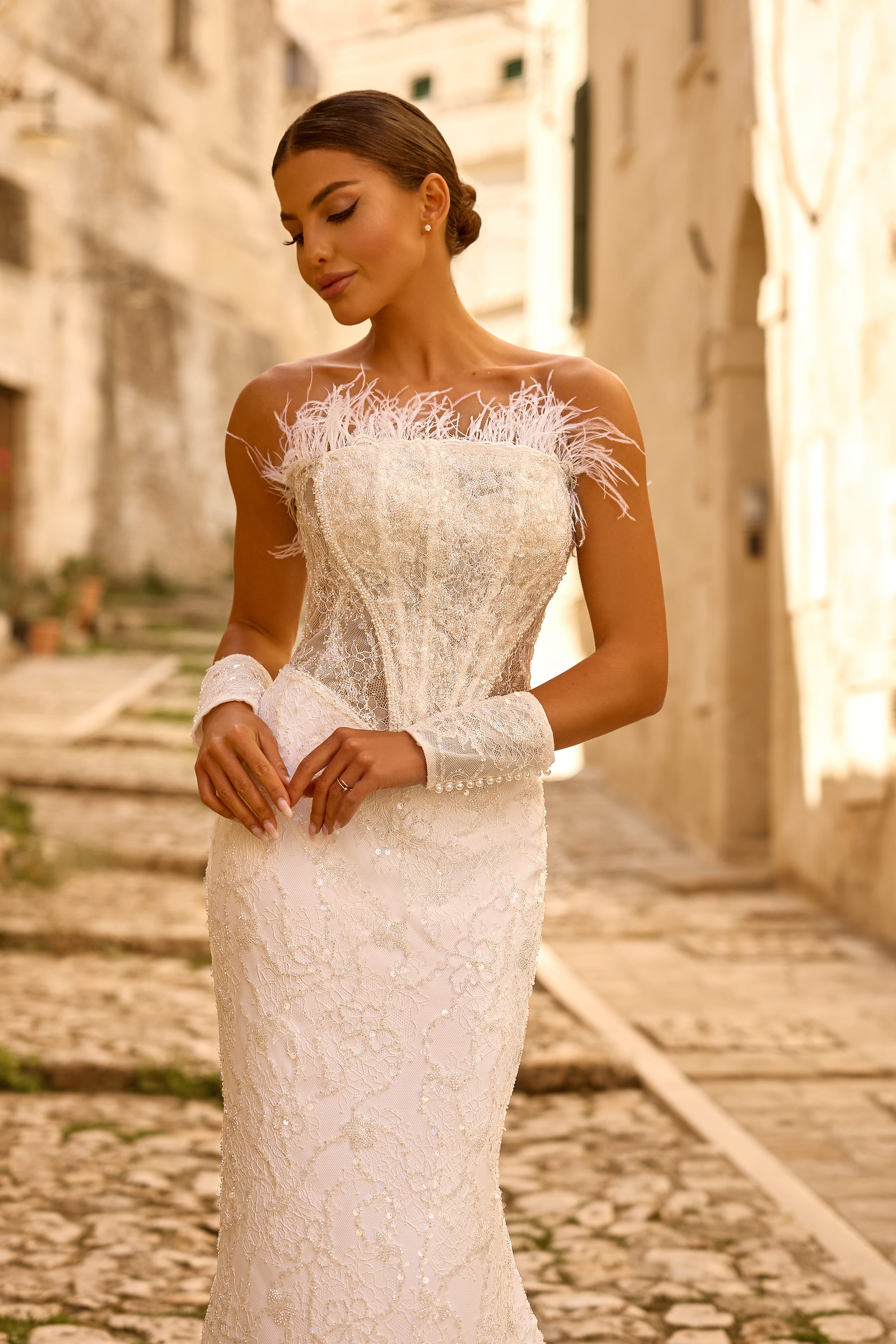 Robe de mariée 1769 – Robe sirène en dentelle à épaules dénudées