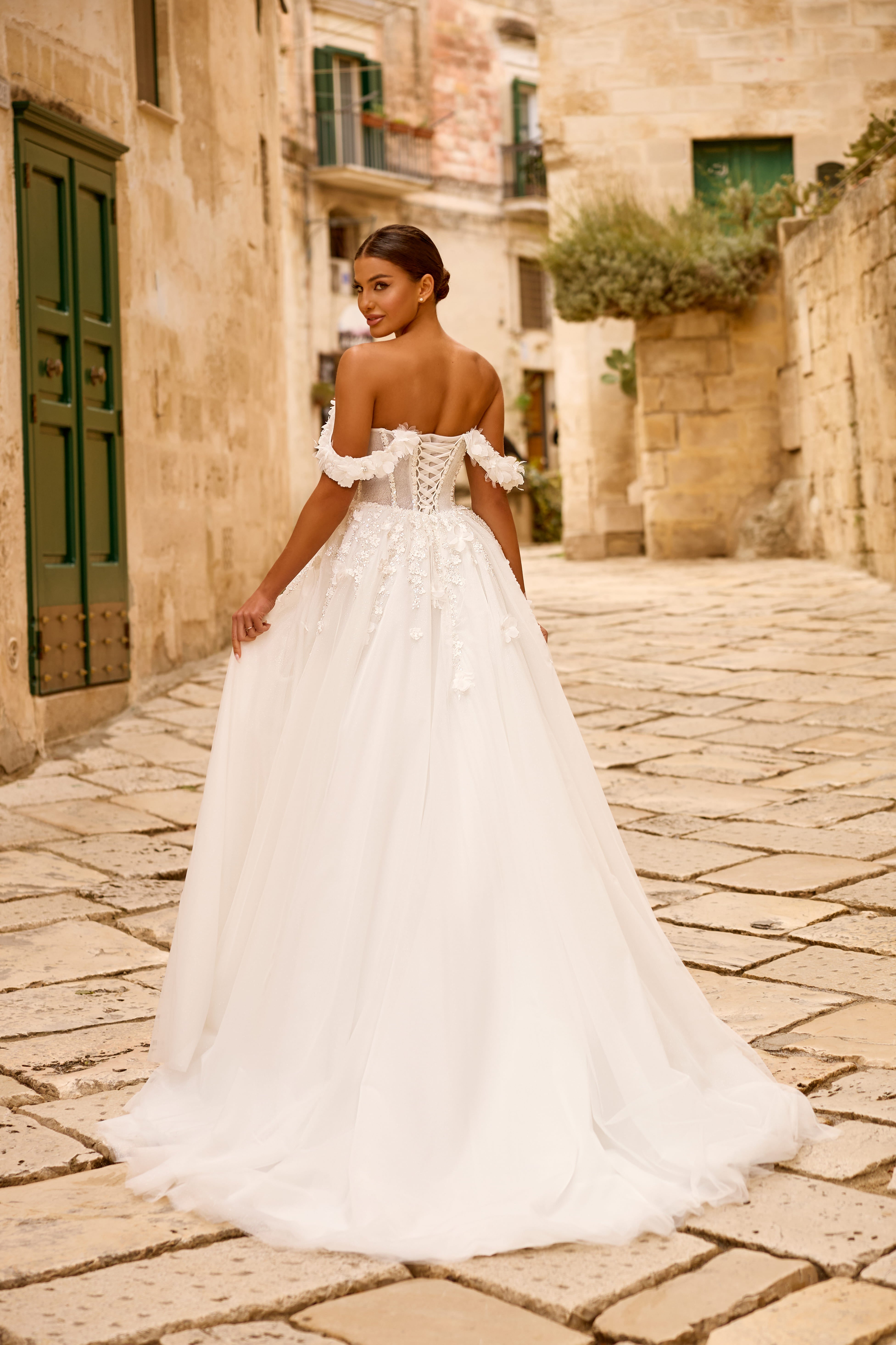 Robe de mariée 1773 – Robe princesse en dentelle et tulle