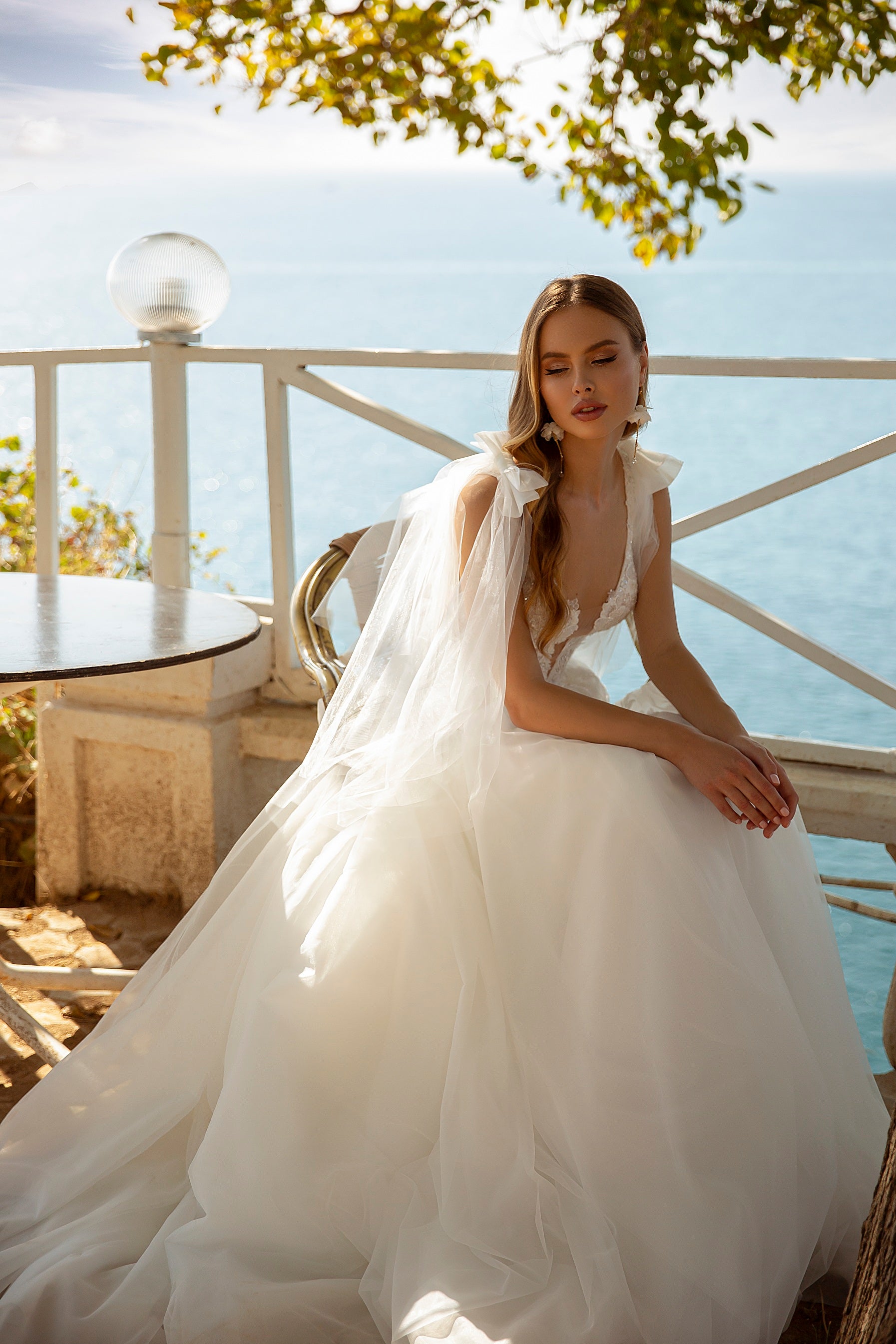 Robe de mariée Lady Di Bride 705 – Tulle fluide, manches transparentes et style bohème chic