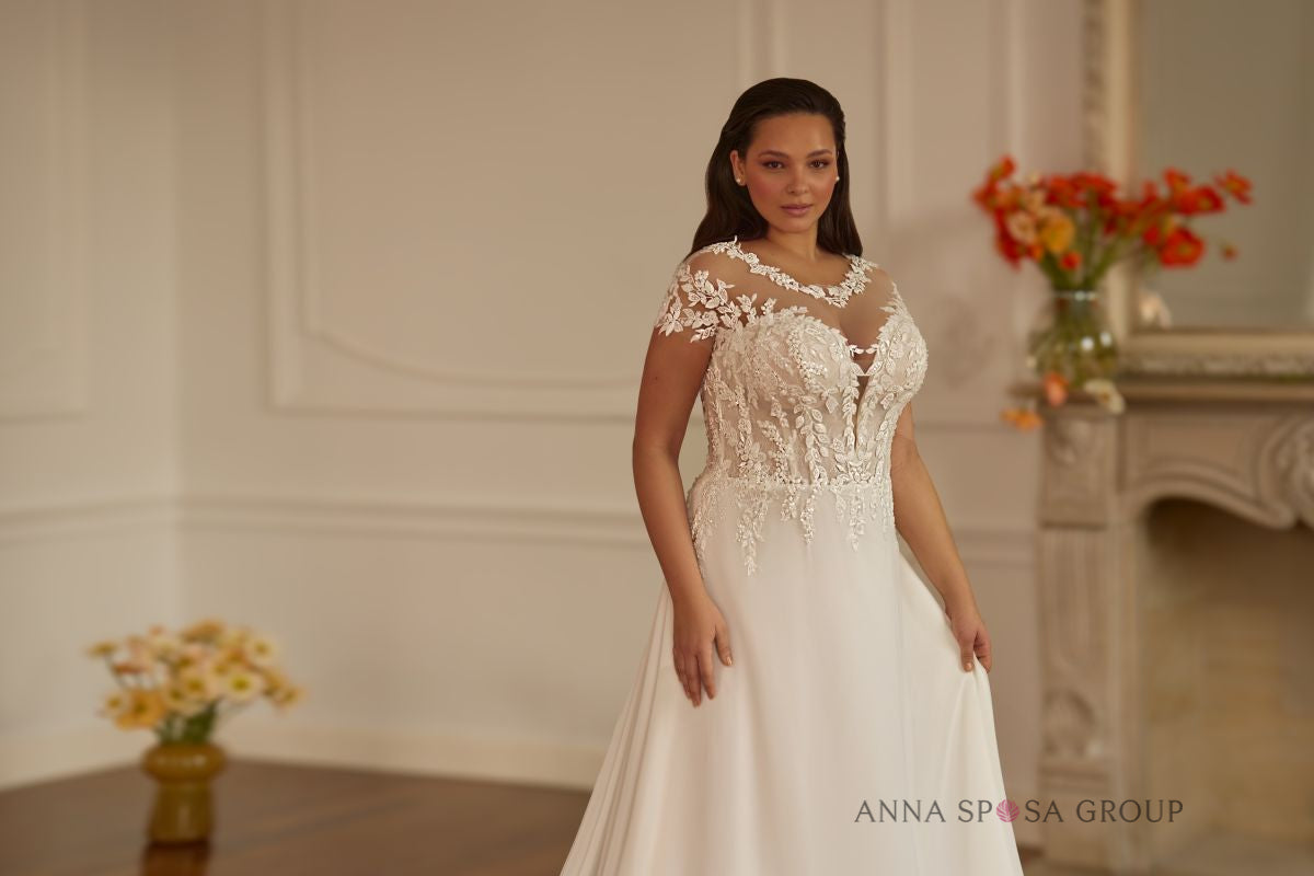 Robe de mariée Anna Sposa Zhilta – Ligne A en dentelle ivoire avec manches courtes