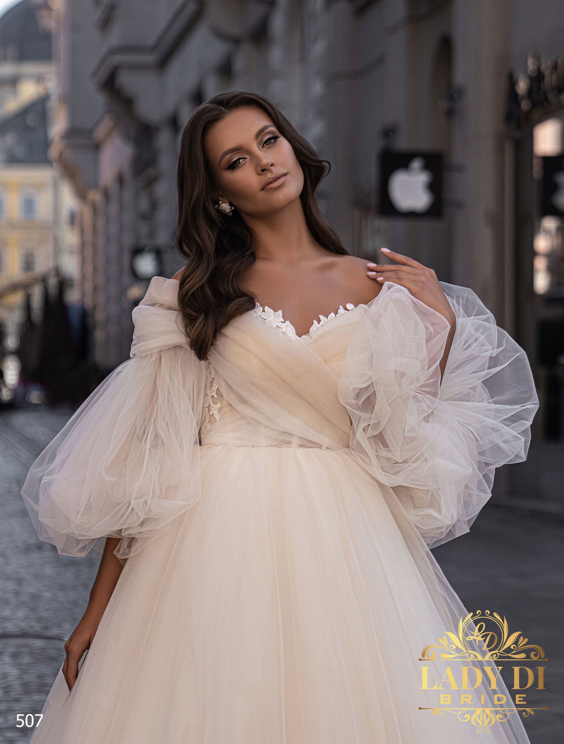 Robe de mariée princesse en tulle vaporeux – Lady Di 507 sur mesure