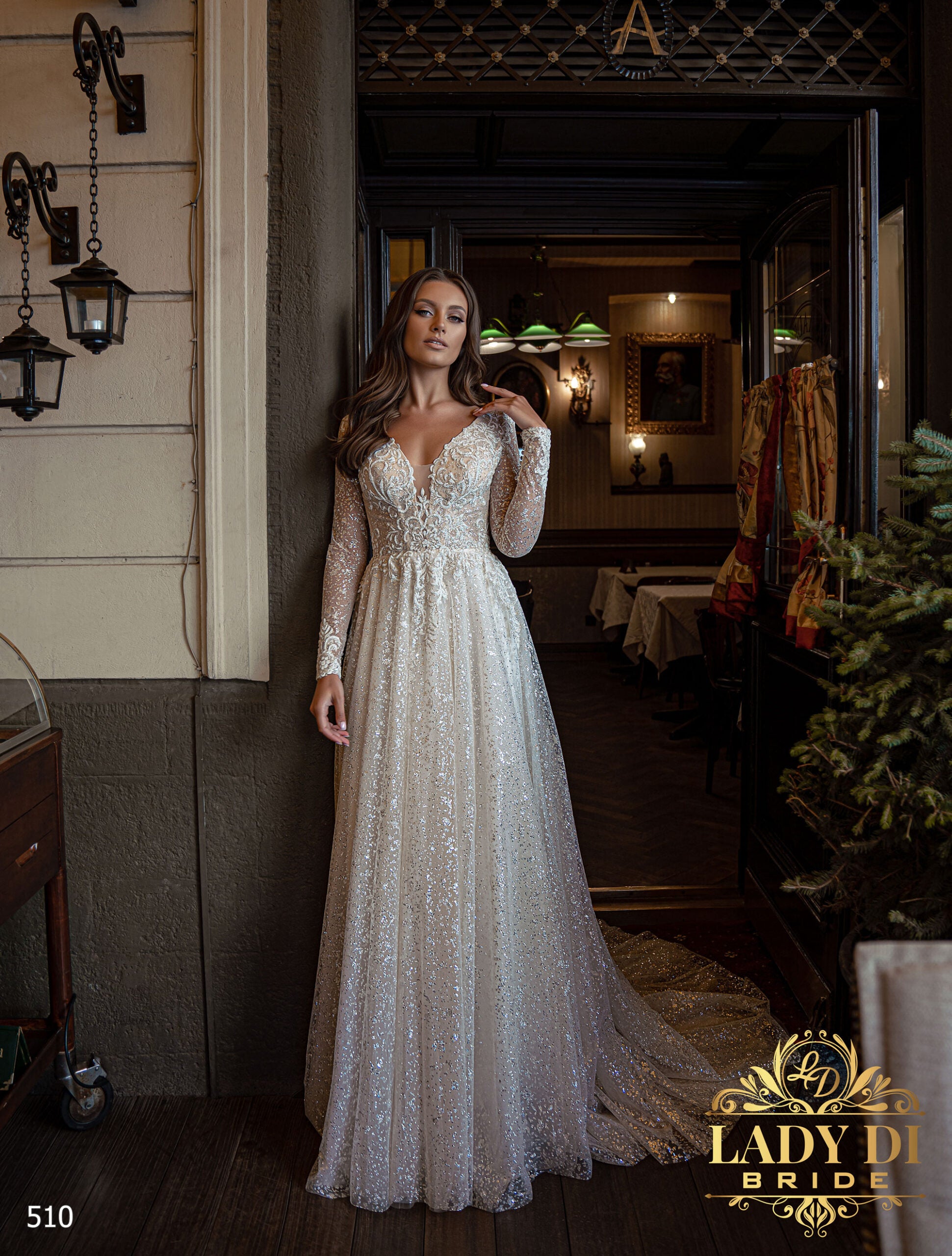 Robe de mariée à sequins manches longues – Modèle Lady Di 510 sur mesure