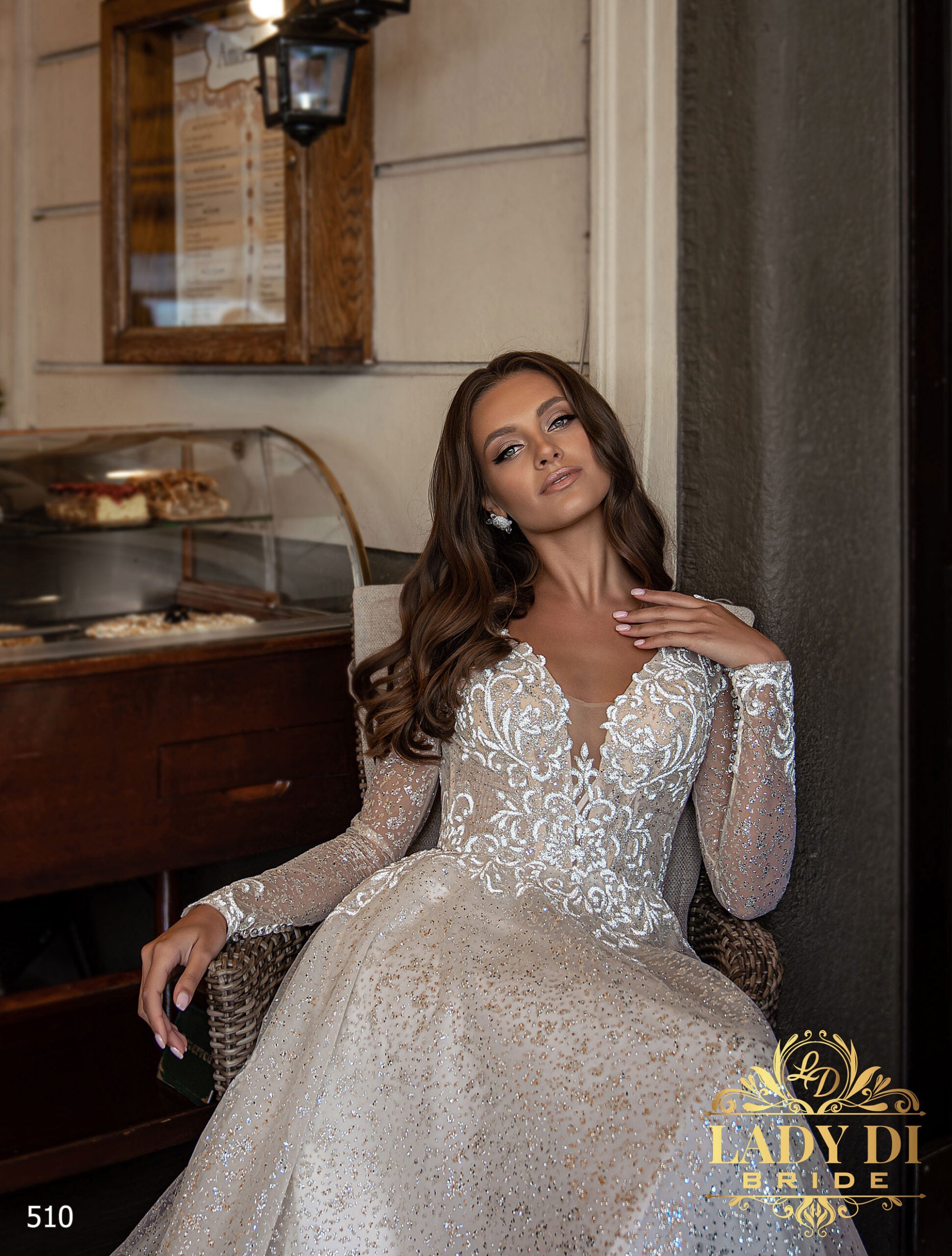 Robe de mariée à sequins manches longues – Modèle Lady Di 510 sur mesure