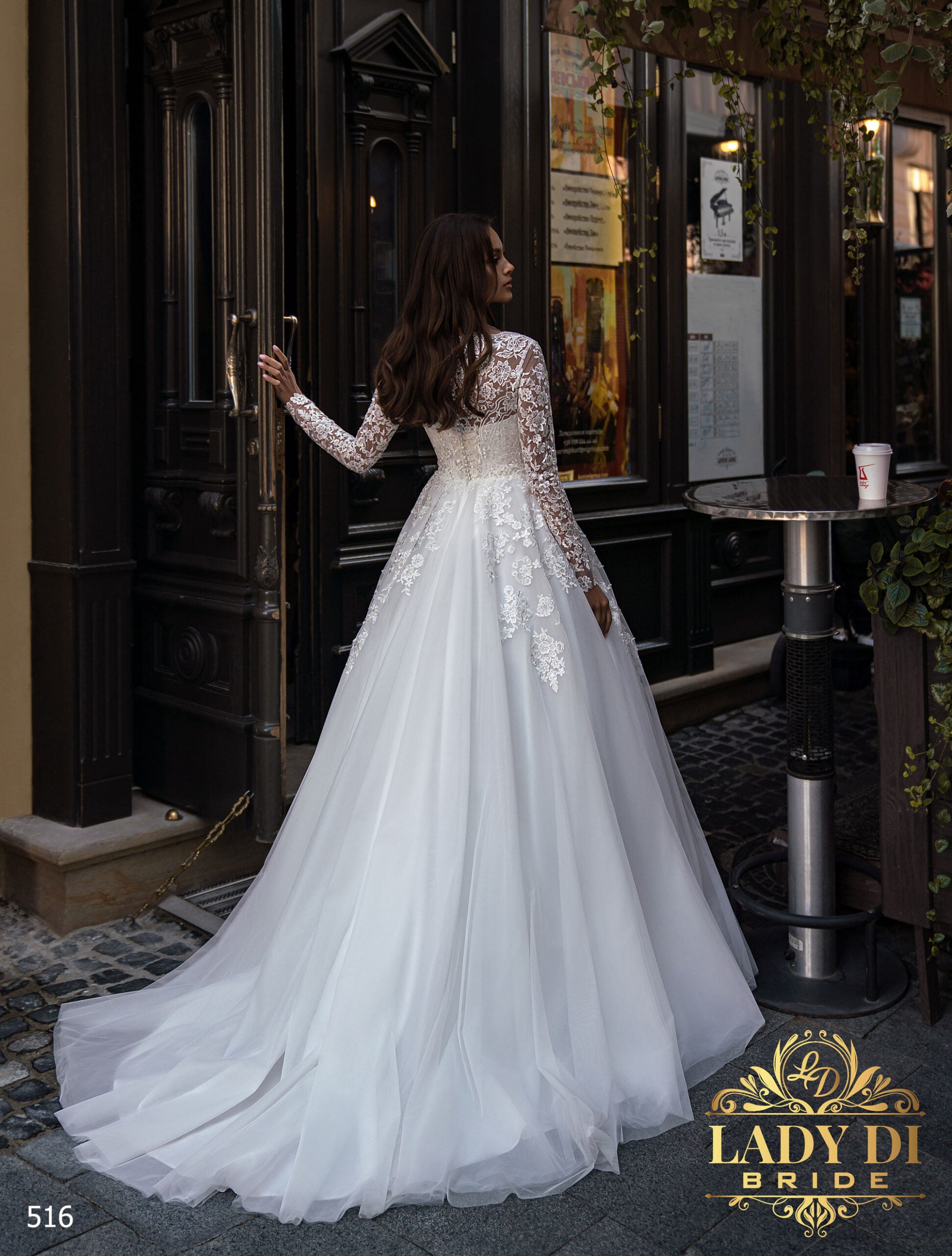 Robe de mariée princesse manches longues dentelle illusion – Lady Di 516
