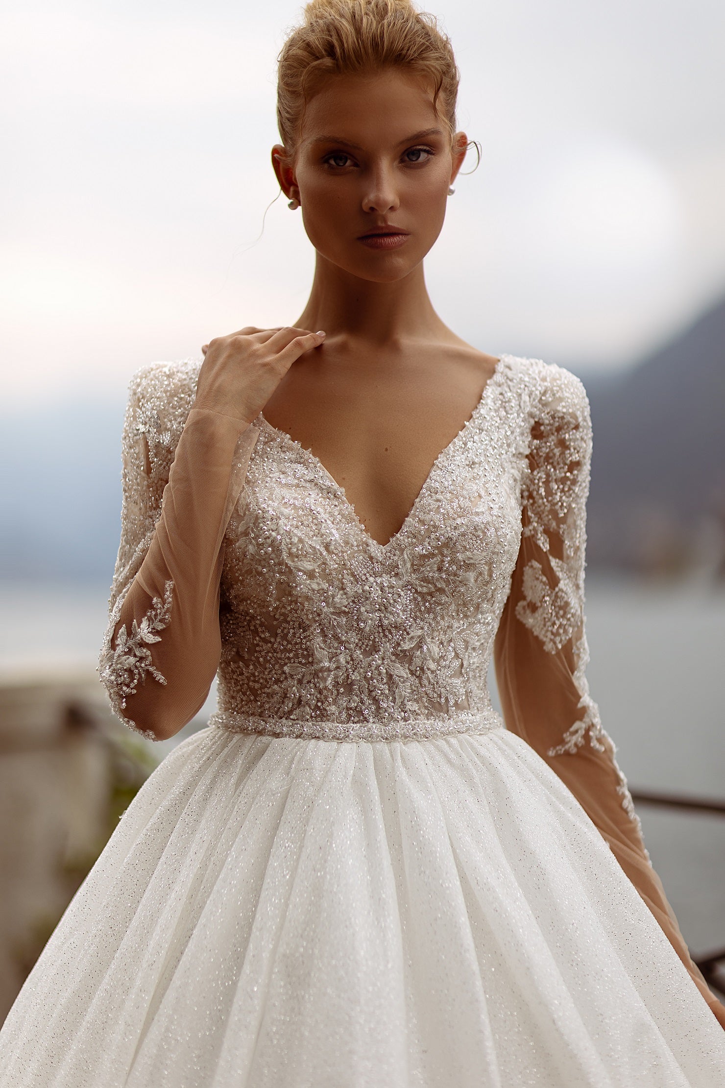 Robe de mariée Lady Di Bride 1026 – Jupe princesse en tulle scintillant et corsage en dentelle