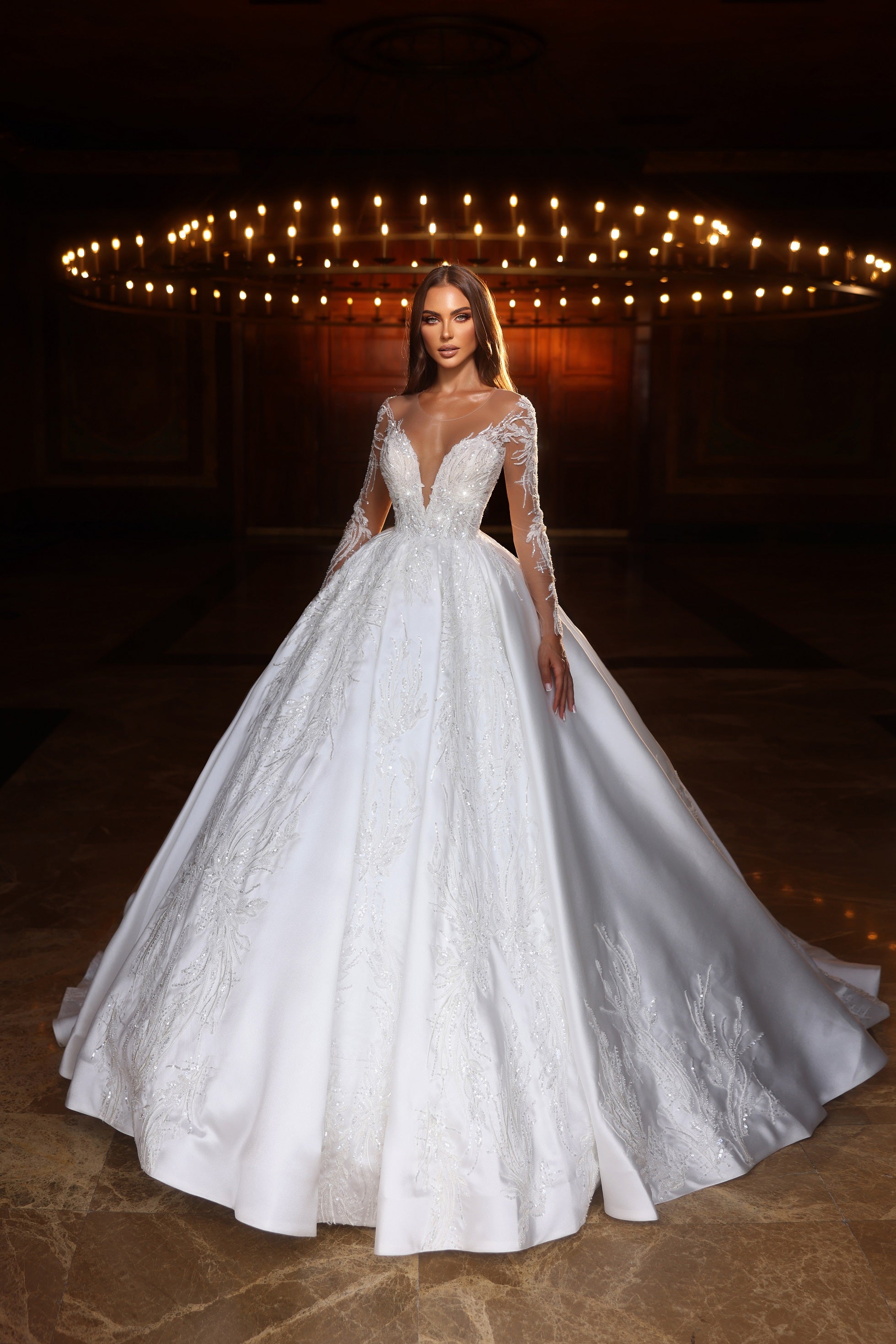 Robe de mariée Lady Di Bride 1105 – Princesse royale à manches longues en dentelle et satin