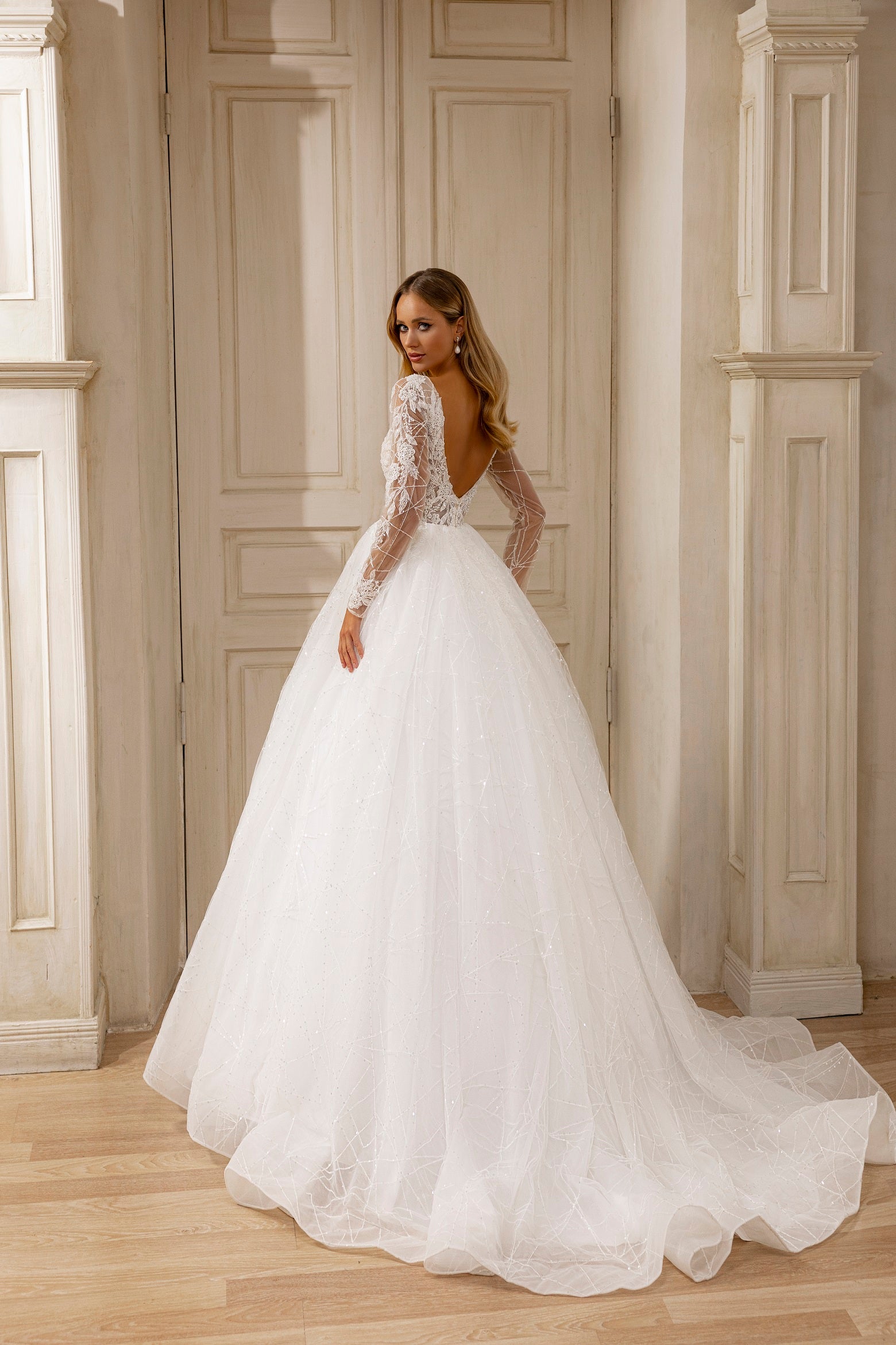 Robe de mariée Lady Di Bride 1207 – Princesse en tulle et dentelle brillante à manches longues