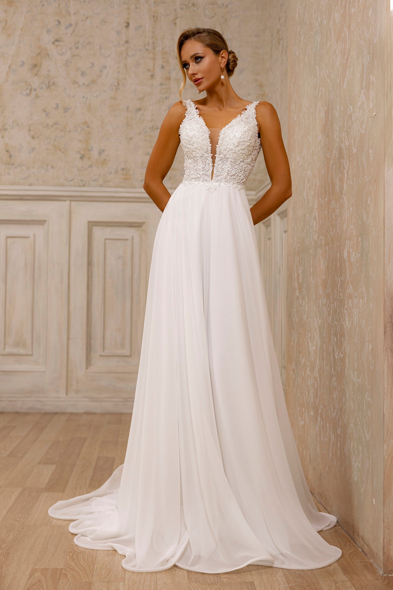 Robe de mariée Lady Di Bride 1216 – A-line en mousseline avec corsage dentelle