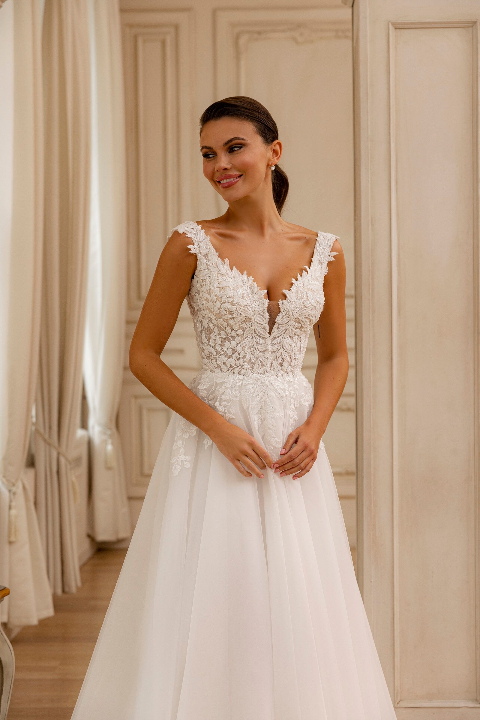 Robe de mariée Lady Di Bride 1236 – tulle fluide et dentelle romantique