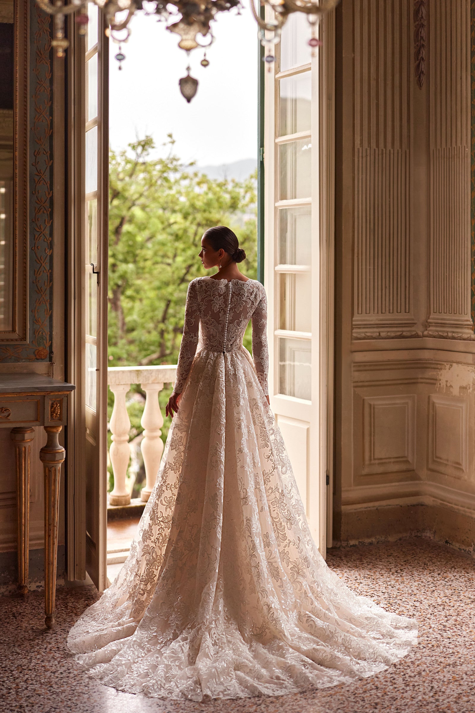 Robe de mariée Lady Di Bride 1428 – A-line en dentelle intégrale avec manches longues dos fermé