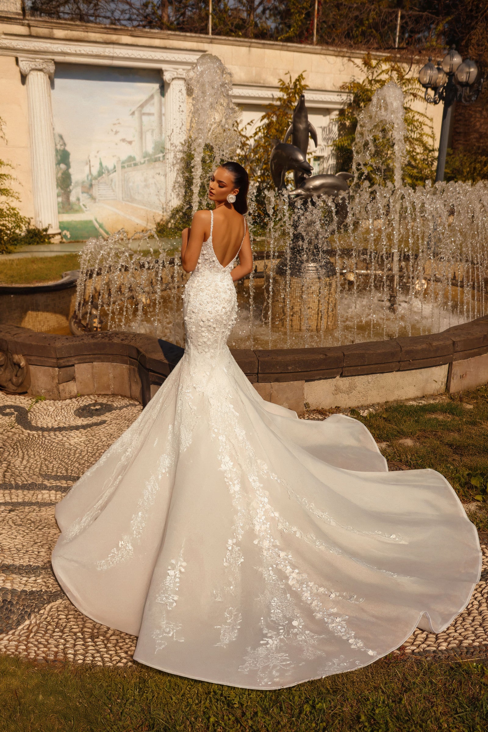 Robe de mariée Lady Di Bride 1520 – Sirène organza bustier illusion & dentelle à relief appliquée