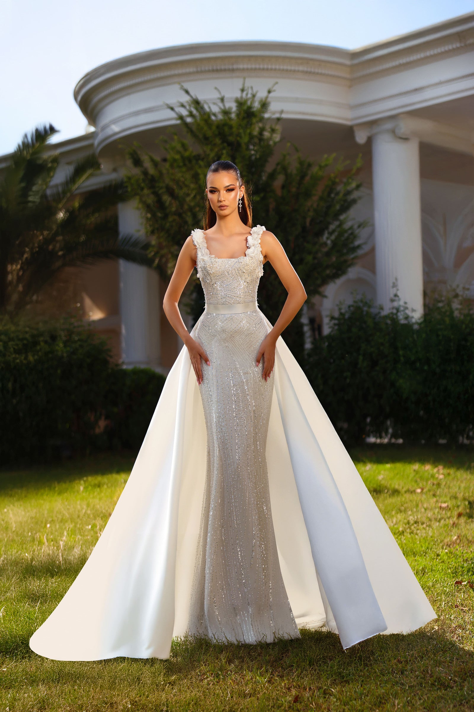 Robe de mariée Lady Di Bride 1522 – Coupe sirène perlée & sur-jupe en satin amovible