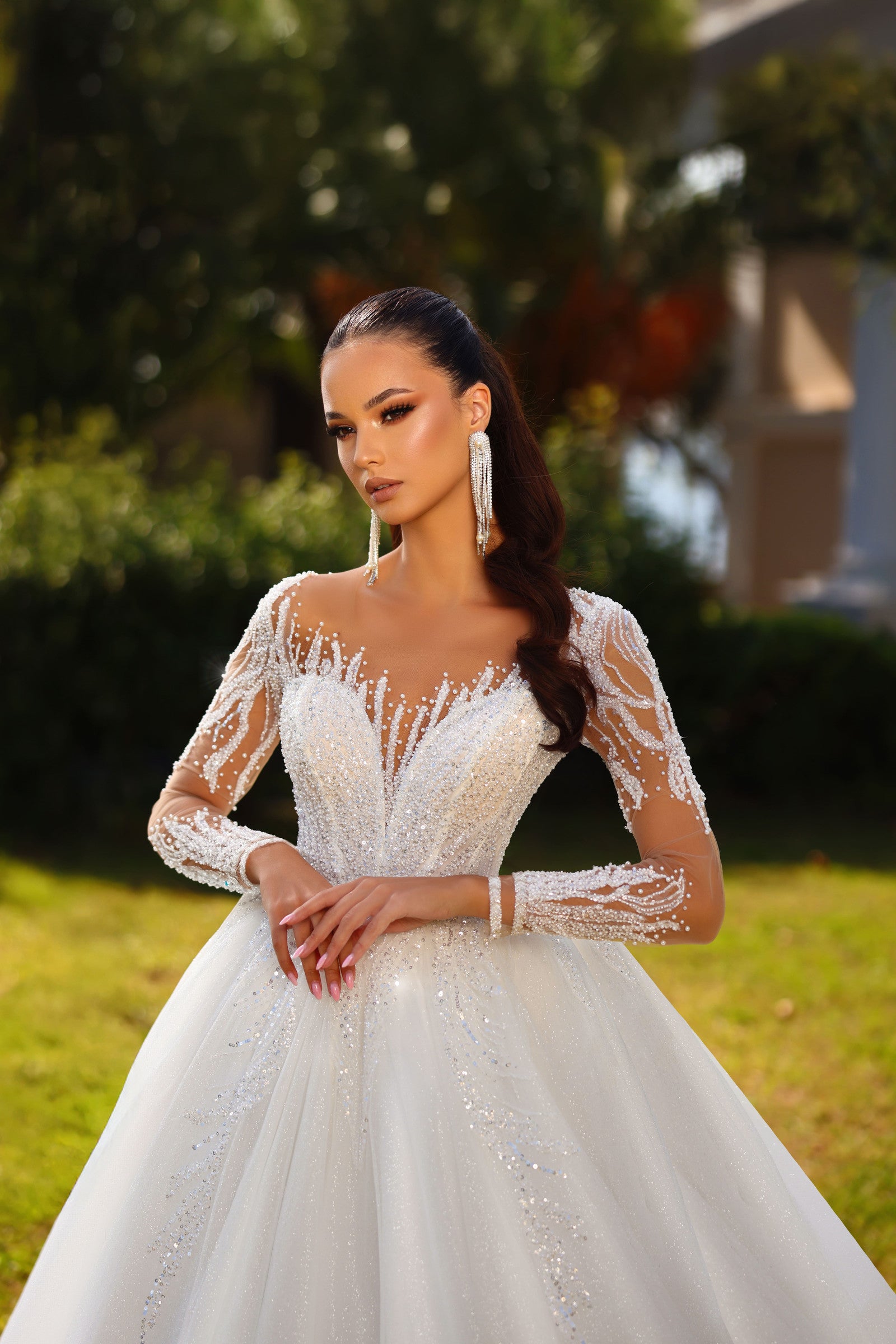 Robe de mariée Lady Di Bride 1525 – Princesse en tulle scintillant, manches longues, perles